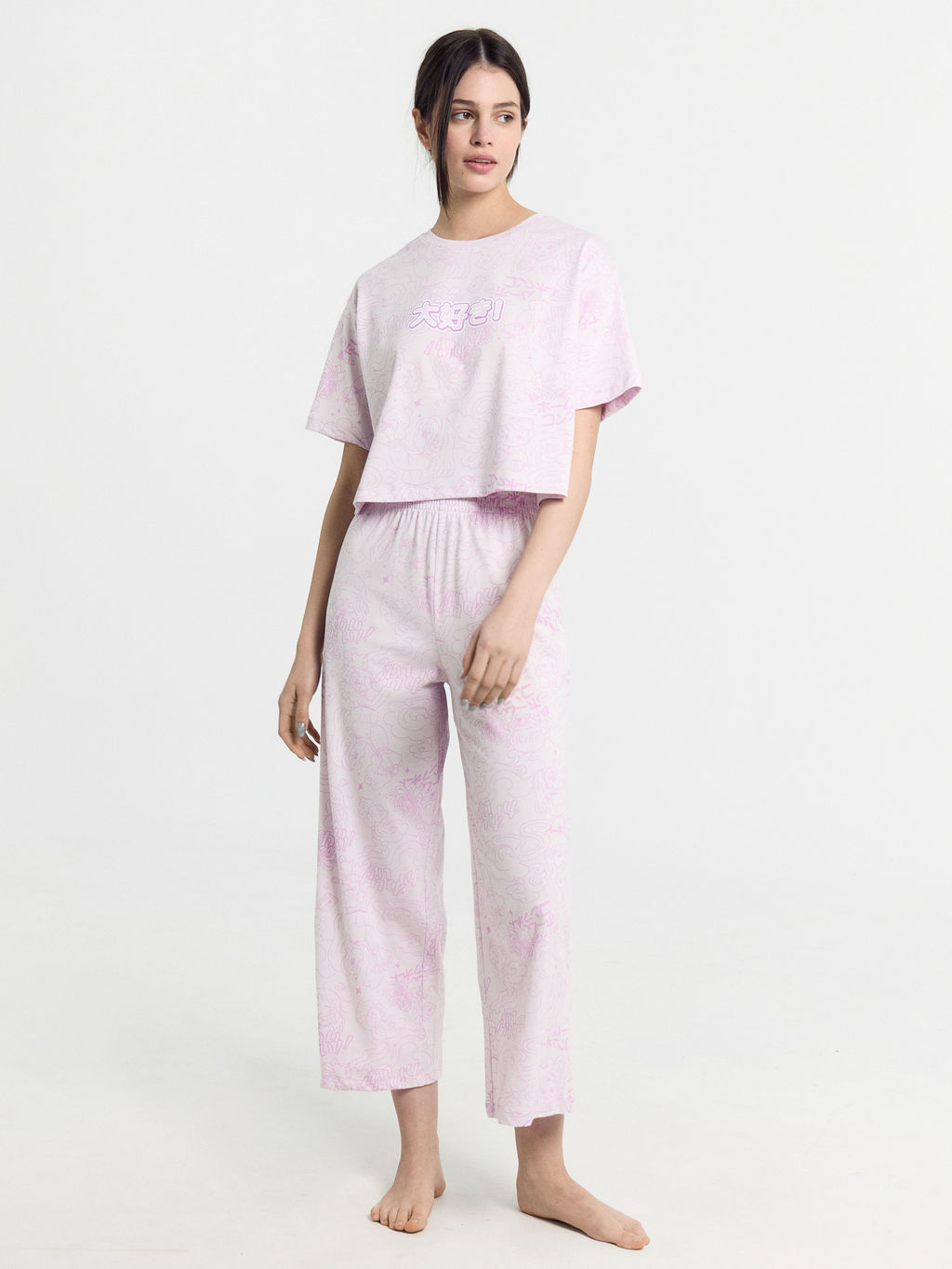 Комплект женский (футболка, бриджи) фиолетовый с принтом "комиксы"