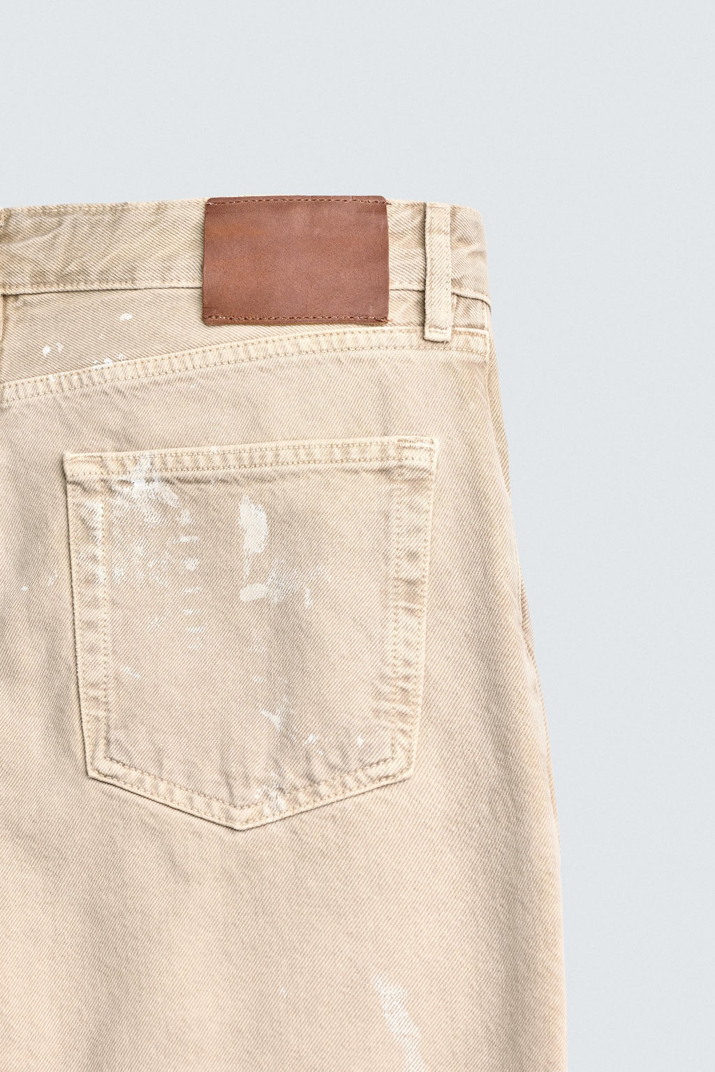 JEANS FLARE FIT EFECTO SALPICADURAS / Tostado claro - Zara фото 10