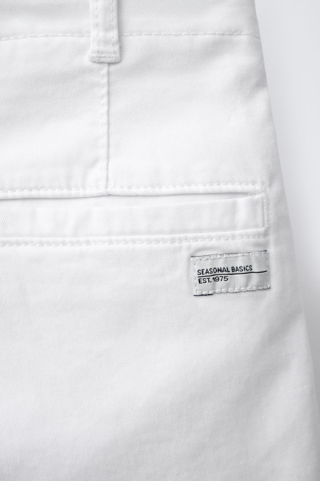 BASIC SLIM FIT CHINO BERMUDA SHORTS - Zara фото 4