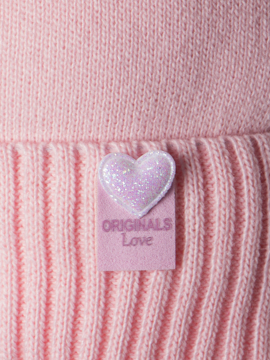 Шапка вязаная для девочки на завязках, ушки кошки, нашивка сердечко,+снуд, светло-розовый