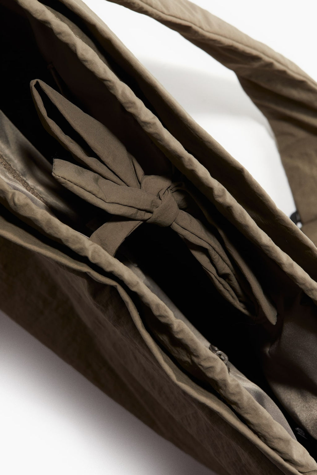 Bolso bandolera de deporte acolchado - H&m фото 4