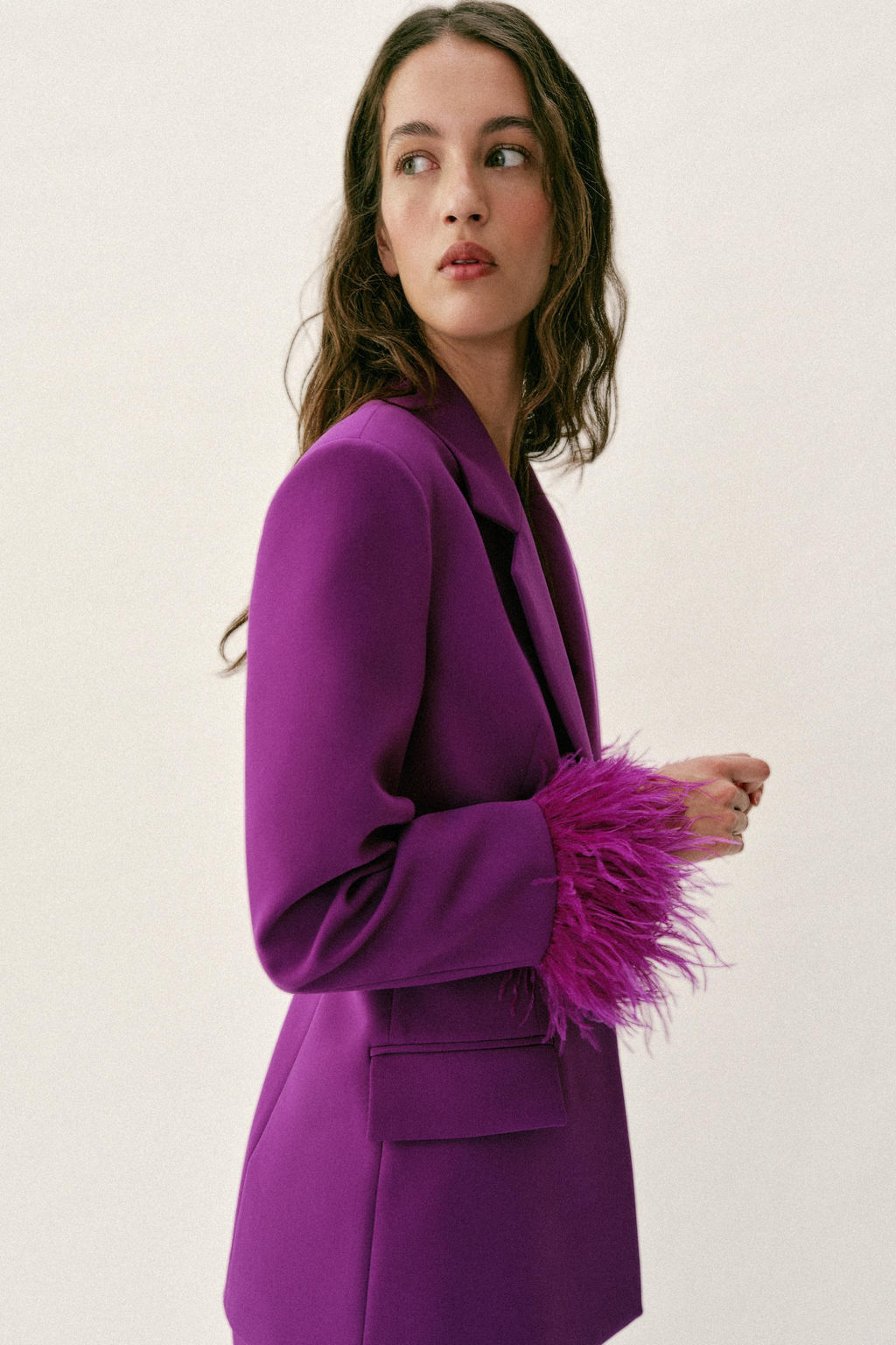 BLAZER HOMBRERAS PU?O PLUMAS / P?rpura - Zara фото 3