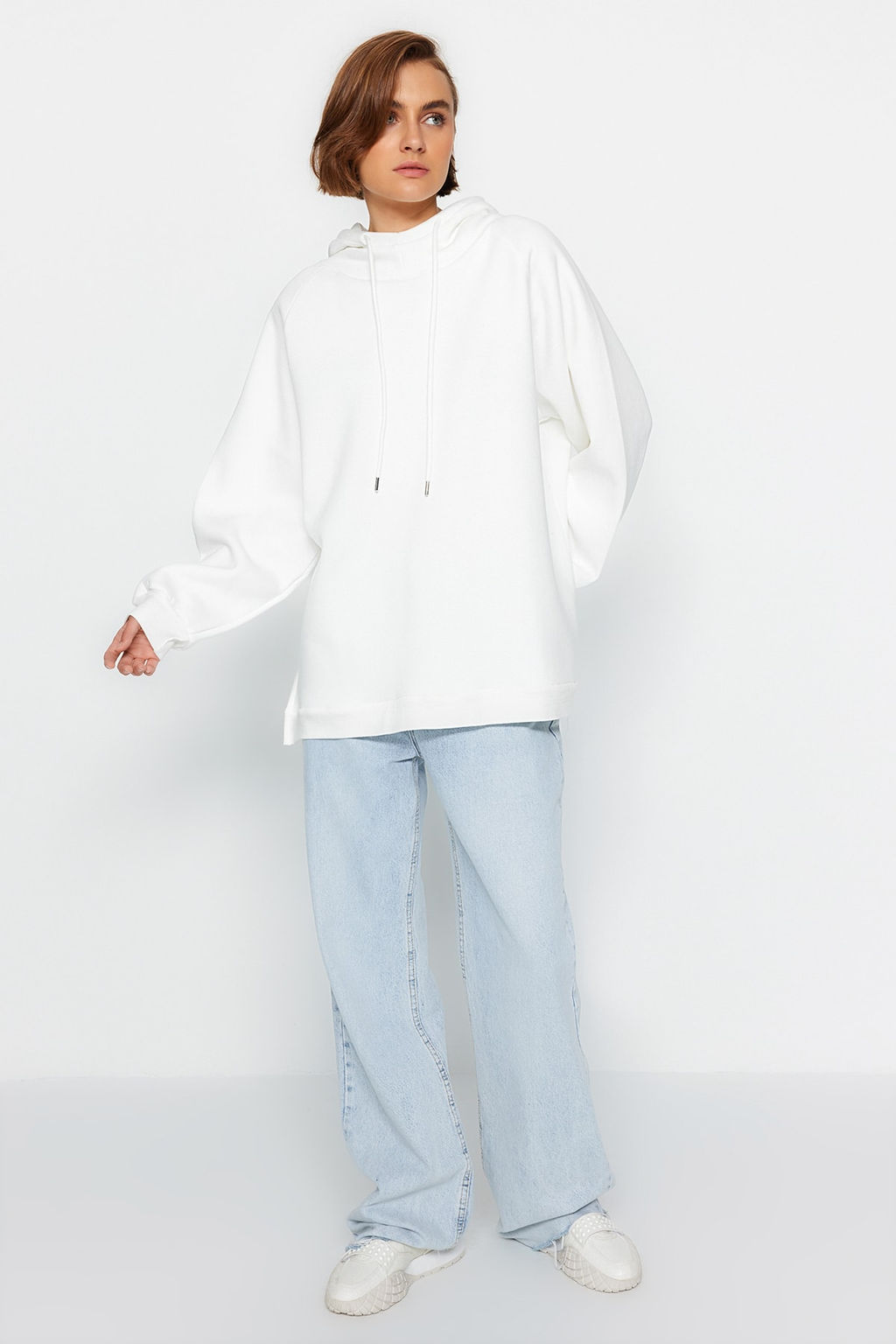 Ekru Kapusonlu Oversize Sardonlu Orme Sweatshirt
