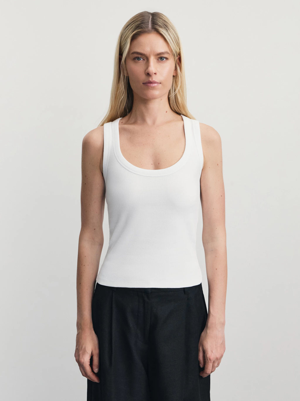 Базовый топ в рубчик / Zarina  фото 3