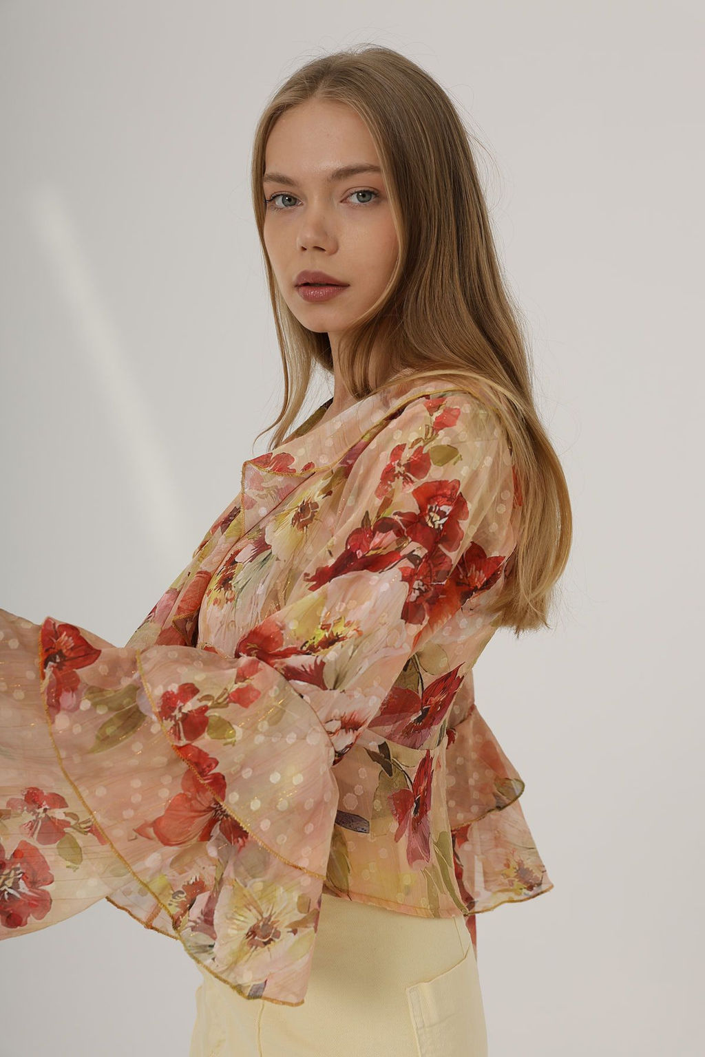 Somon Cicek Desenli F?rf?rl? Transparan Dokuma Bluz TWOAW26BZ00183 - Trendyolmilla фото 4