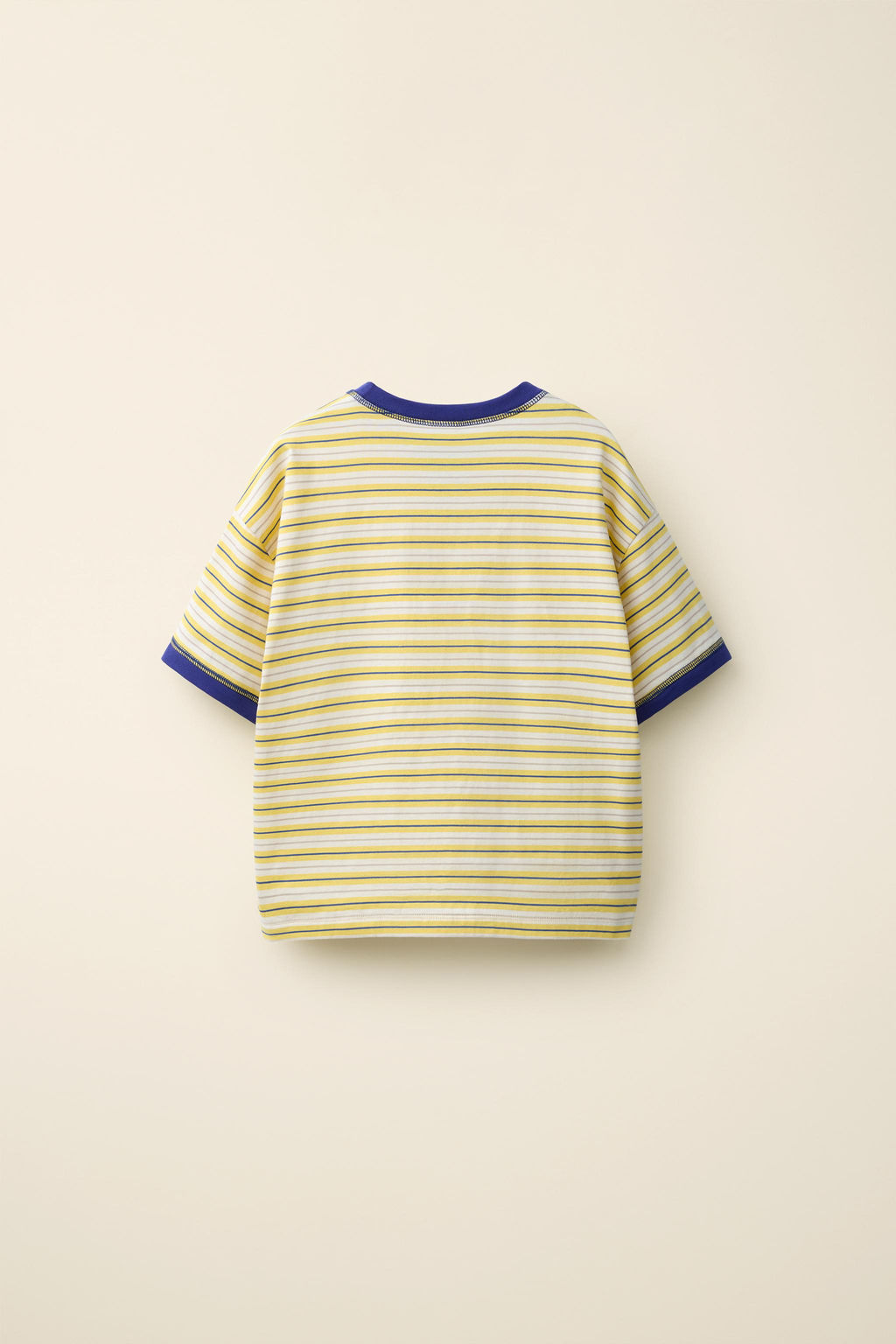CAMISETA PESPUNTES CONTRASTE CREATED BY CARAMEL LONDON X ZARA / Amarillo claro