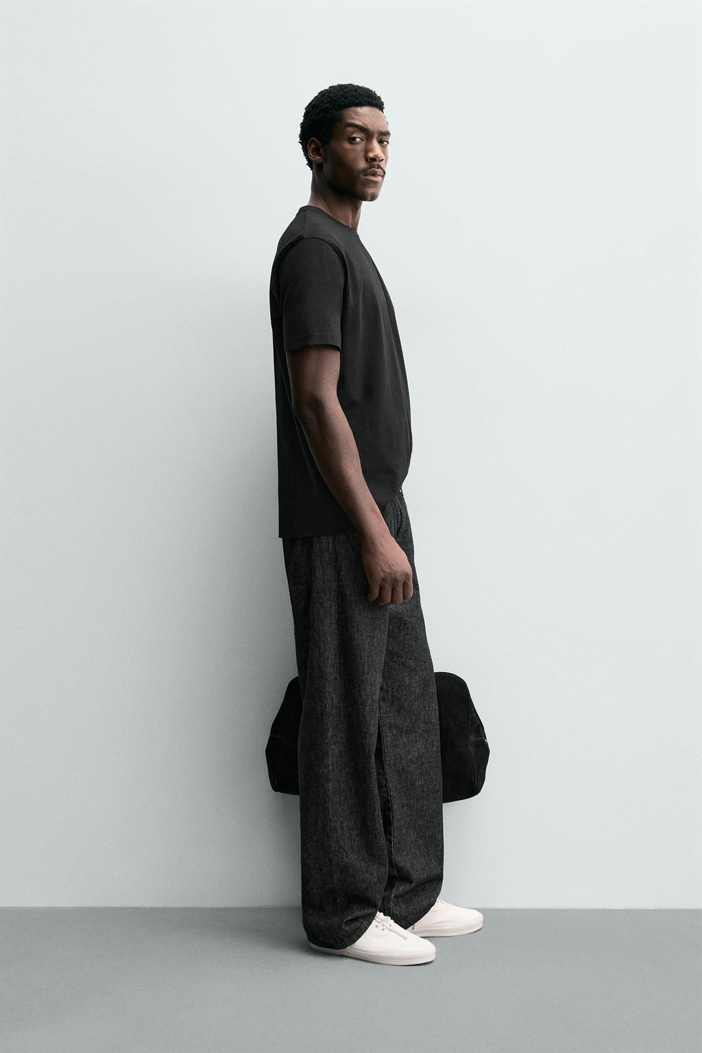 PACK 3 CAMISETA MEDIUM WEIGHT B?SICA / Negro - Zara фото 7