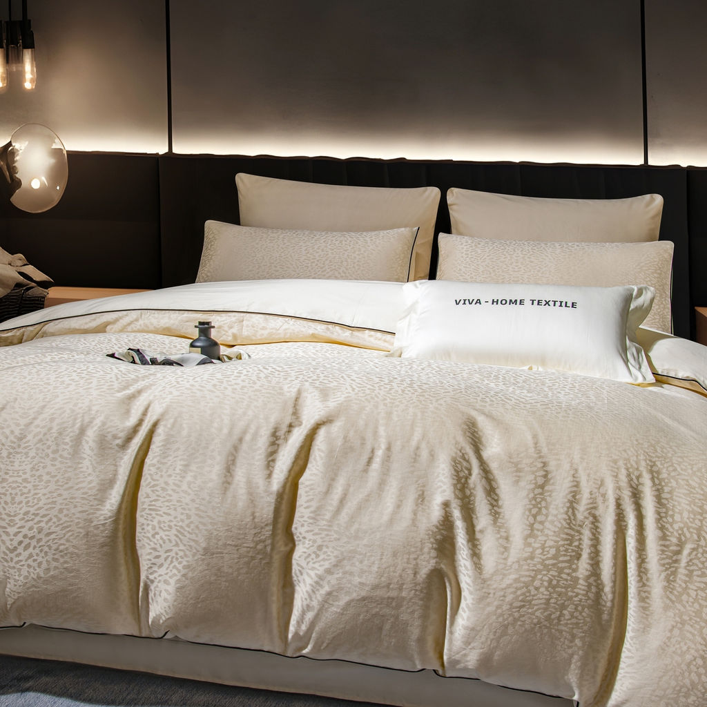 Комплект постельного белья на резинке Сатин-Жаккард Тессоро MTR006 Евро 4 Наволочки