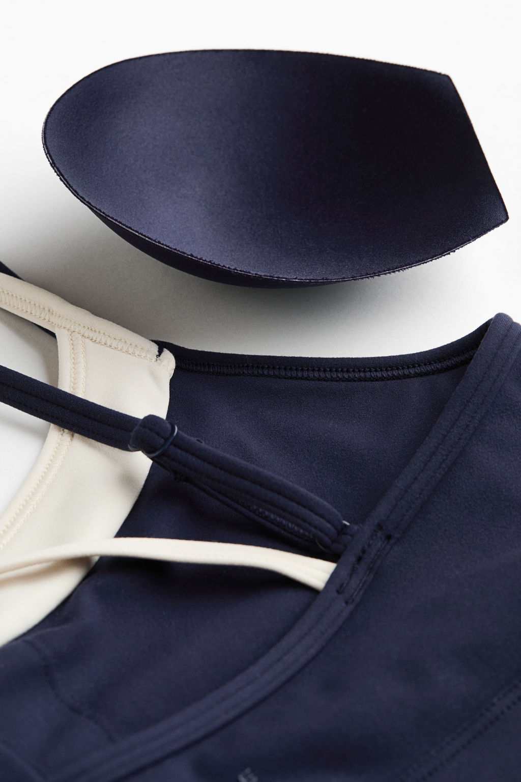 Sujetador de deporte con SoftMove - H&m фото 8