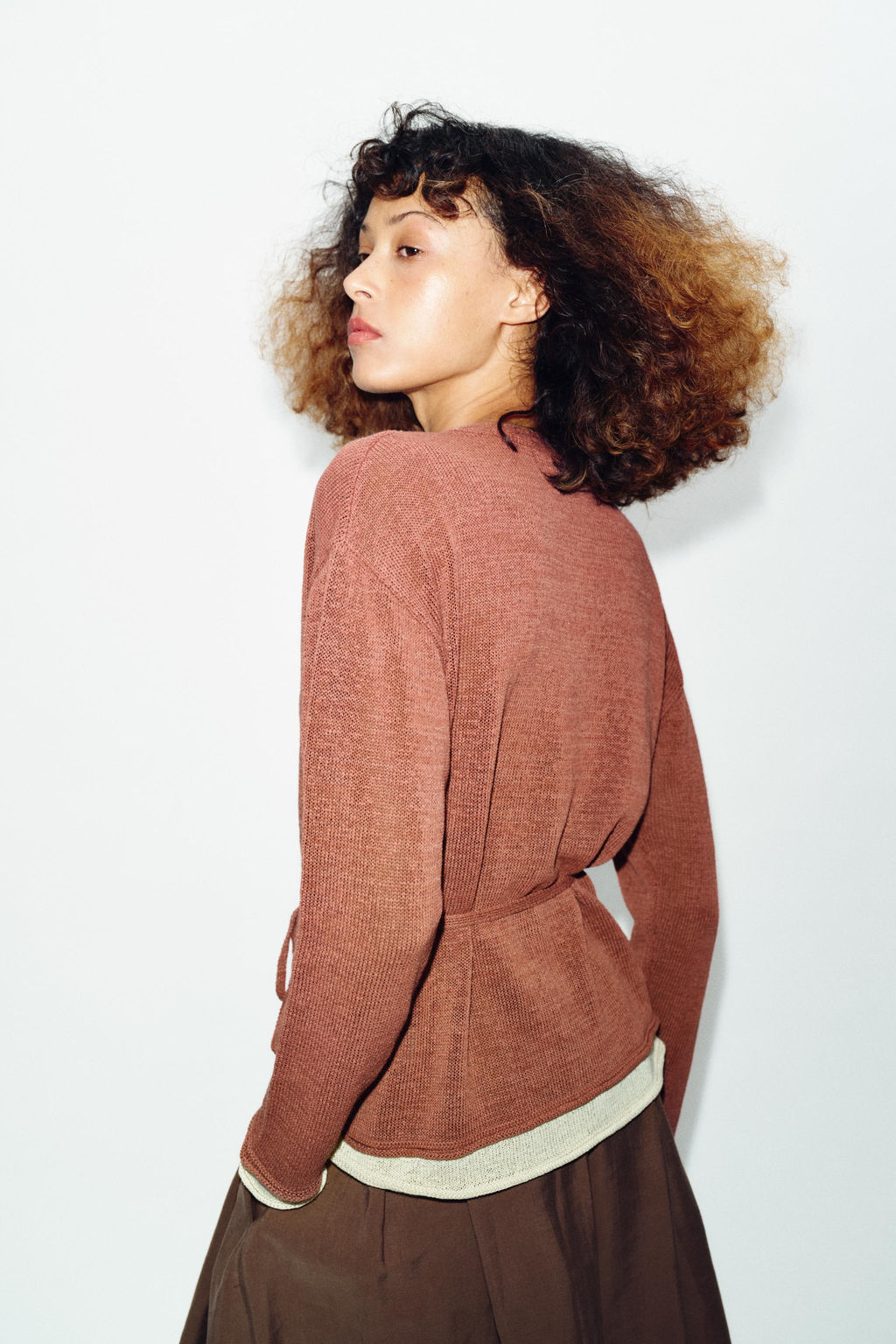 CHAQUETA COMBINADA PUNTO CINTUR?N / MARSALA - Zara фото 5