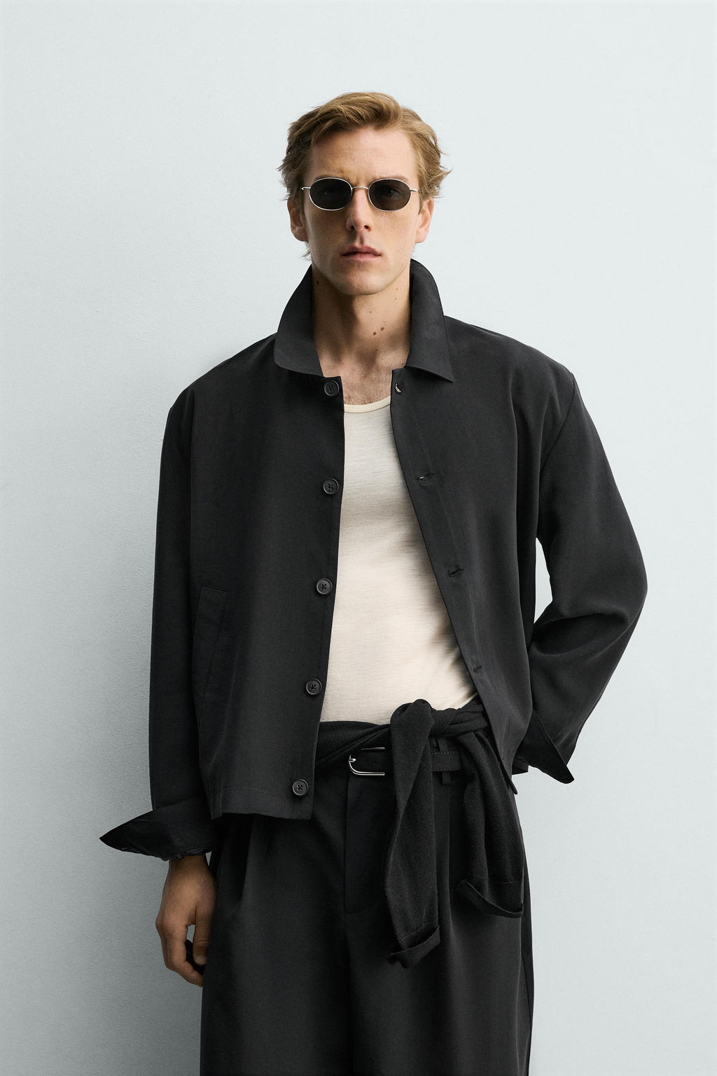 SOBRECAMISA FLUIDA BOXY FIT / Negro - Zara фото 2