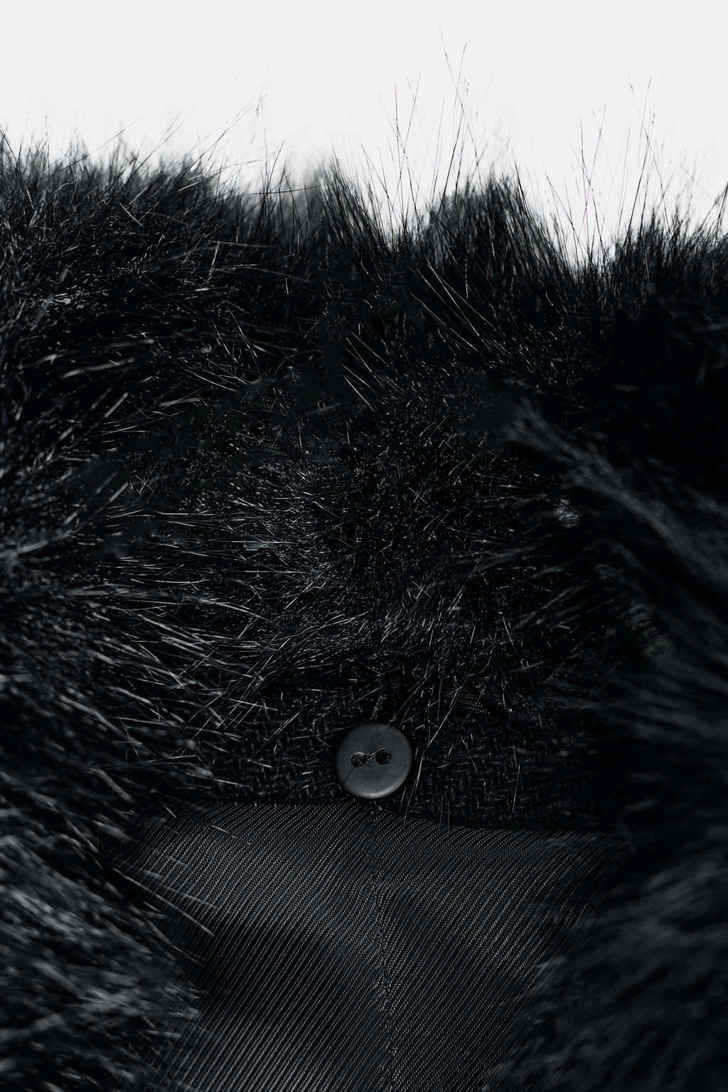 CROPPED WOOL COAT WITH FAUX FUR LAPEL - Zara фото 10