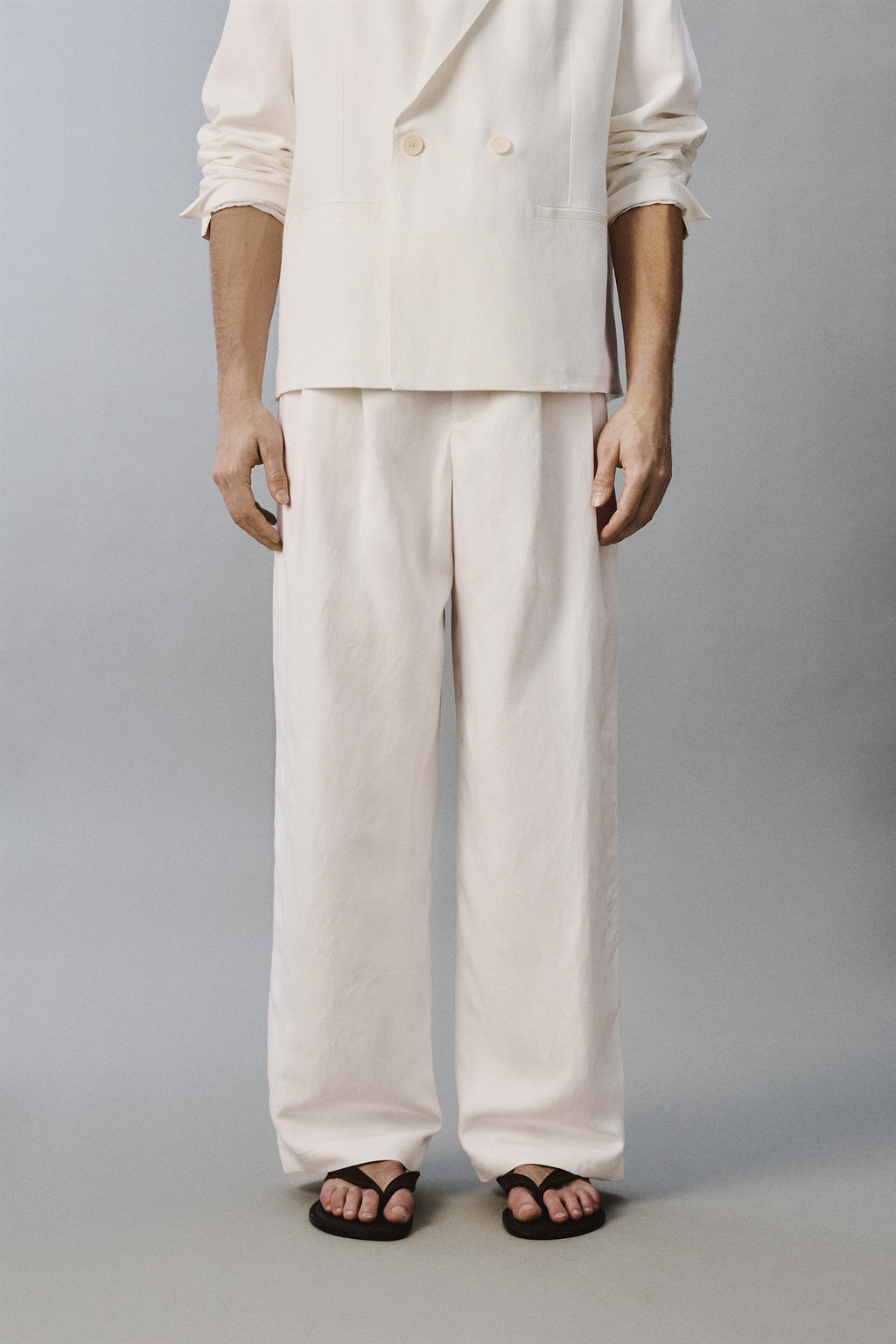 PANTAL?N RELAXED FIT TRAJE VISCOSA - LINO / Blanco - Zara фото 2