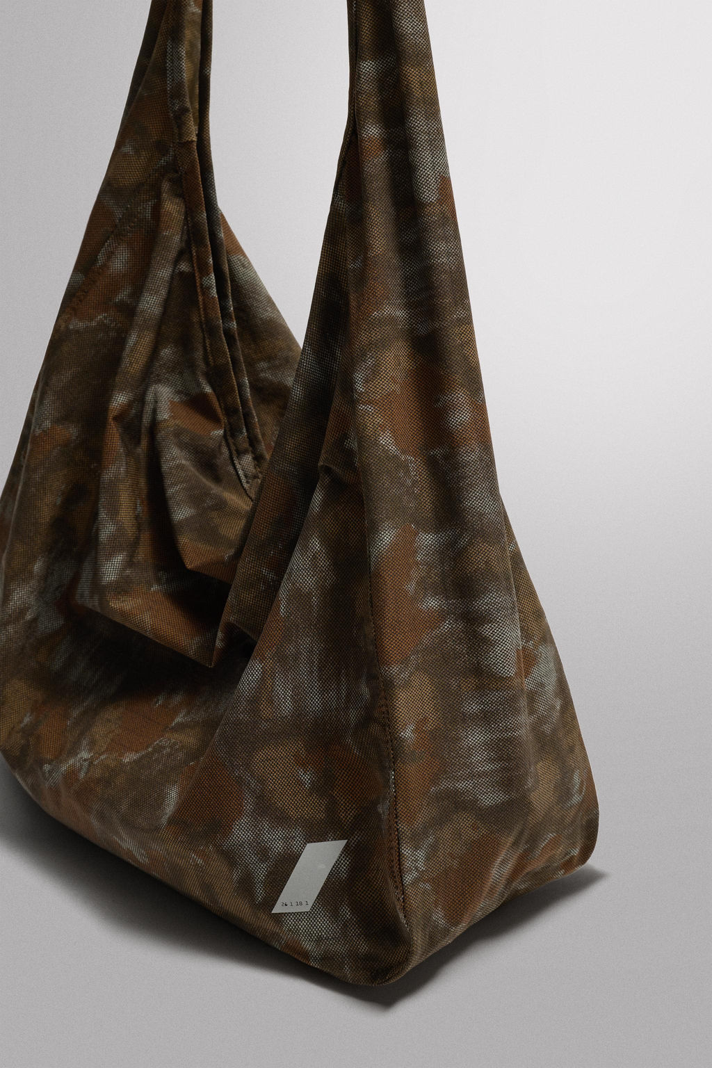 BOLSO SHOPPER NYLON / Marr?n - Zara фото 5
