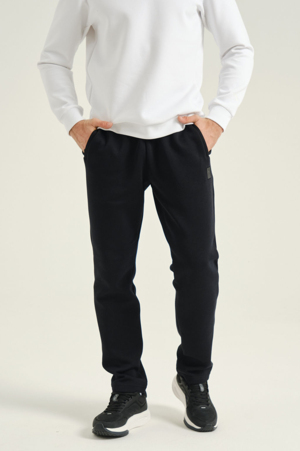 Брюки трикотажные удлиненные Черный