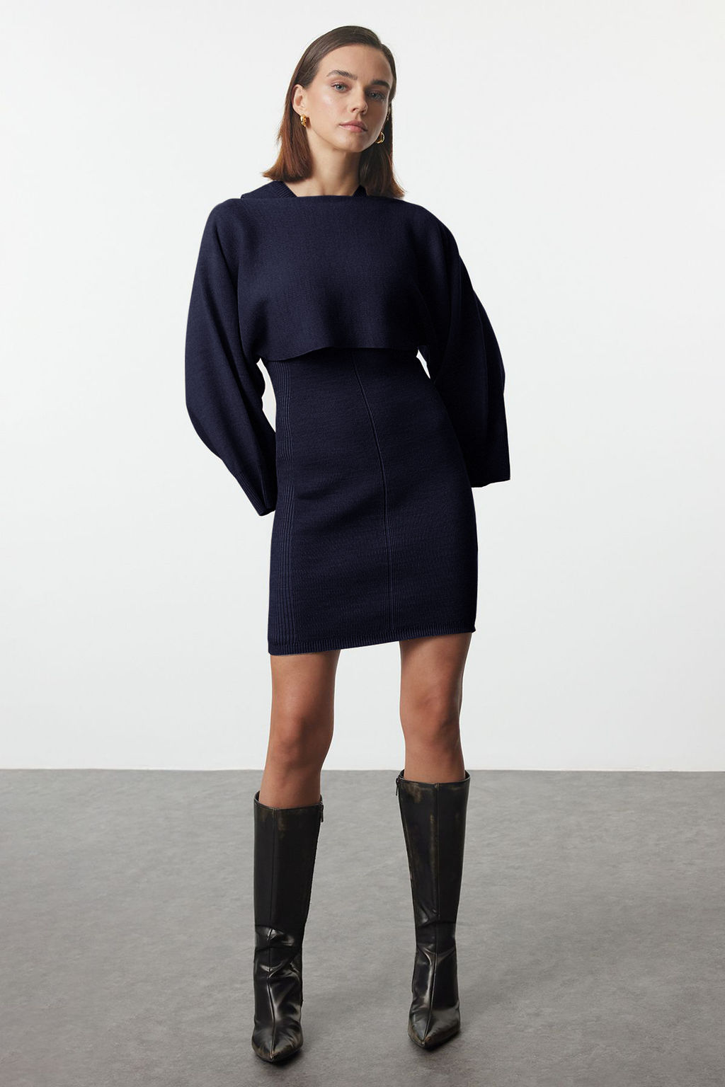 TRENDYOLMILLA Bej Mini Triko Bolero-Elbise Tak?m TWOAW25EL00056
