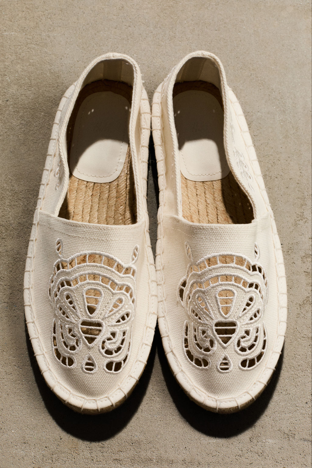 Alpargatas con bordado ingl?s - H&m фото 4