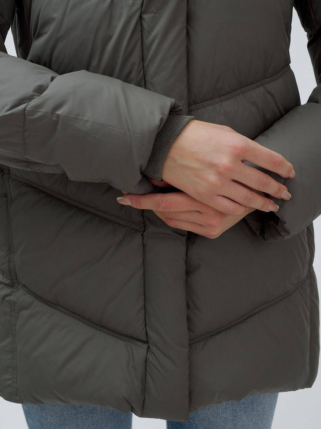 с МЕХОМ ПЕСЕЦ ПРЕМИУМ класса Полупальто зимние темно-серого цвета - Mtforce фото 18