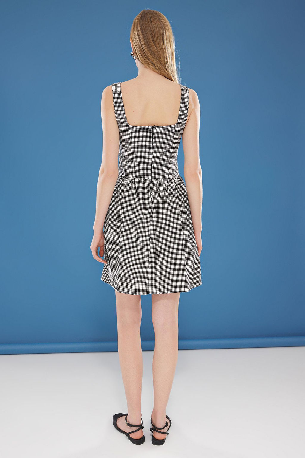 Siyah Potikareli Etegi Belden Ac?lan Balen Detayl? Mini Dokuma Elbise TWOSS25EL00299 - Trendyolmilla фото 5