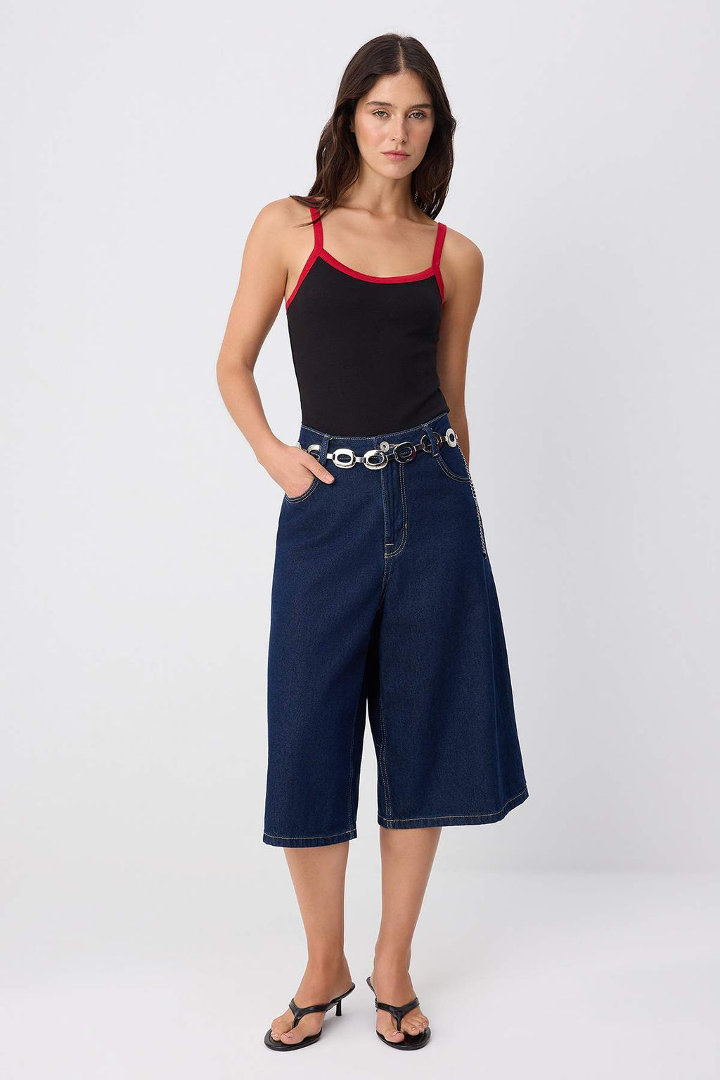 Siyah D_z Fitted Havuz Yaka Kolsuz Biyeli __t__tl_ Fitilli Esnek _rme Body TWOSS26BD00039 - Trendyolmilla фото 2