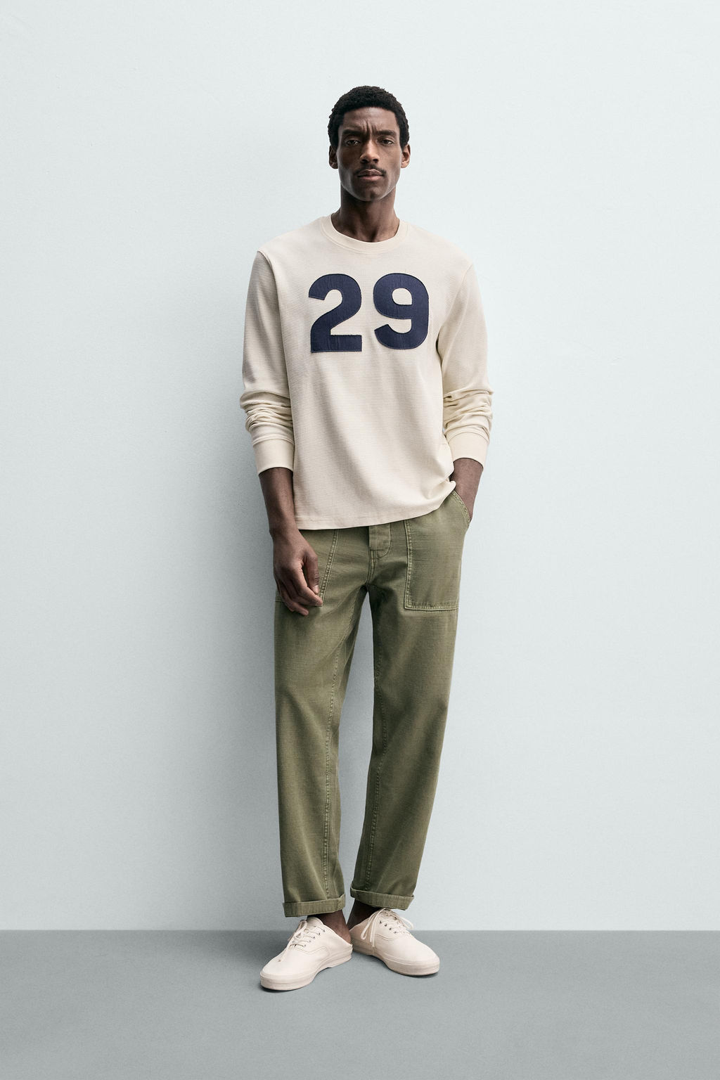 CAMISETA ESTRUCTURA WAFFLE N?MERO / Crudo