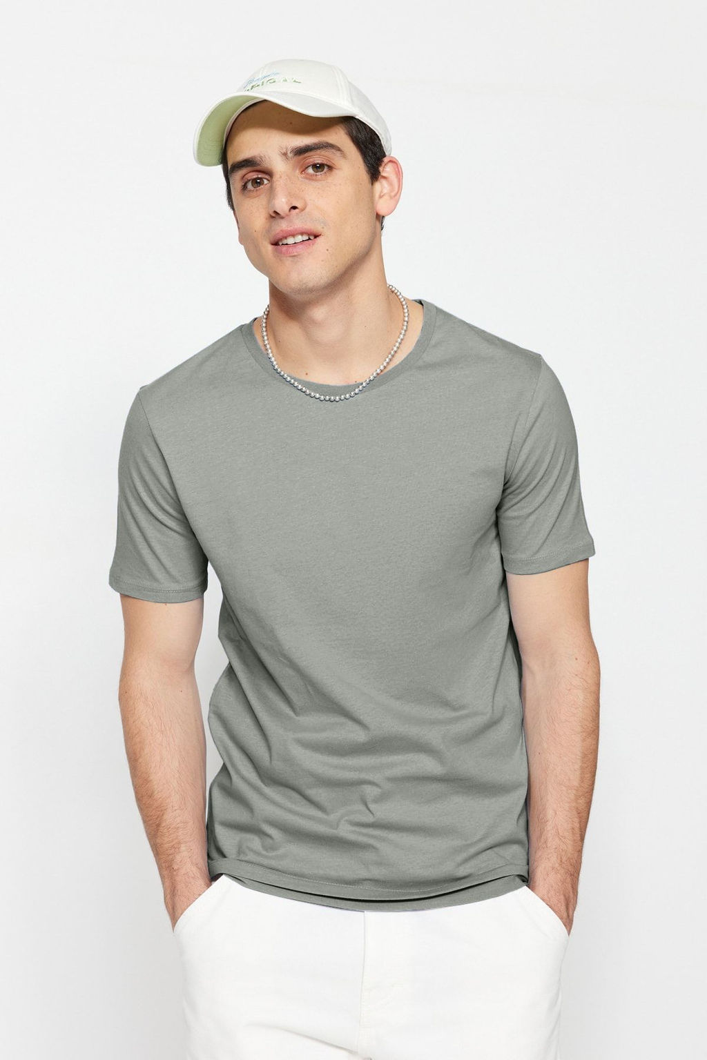 Gri Slim/Dar Kesim %100 Pamuklu Basic Bisiklet Yaka T-Shirt TMNSS19BO0001