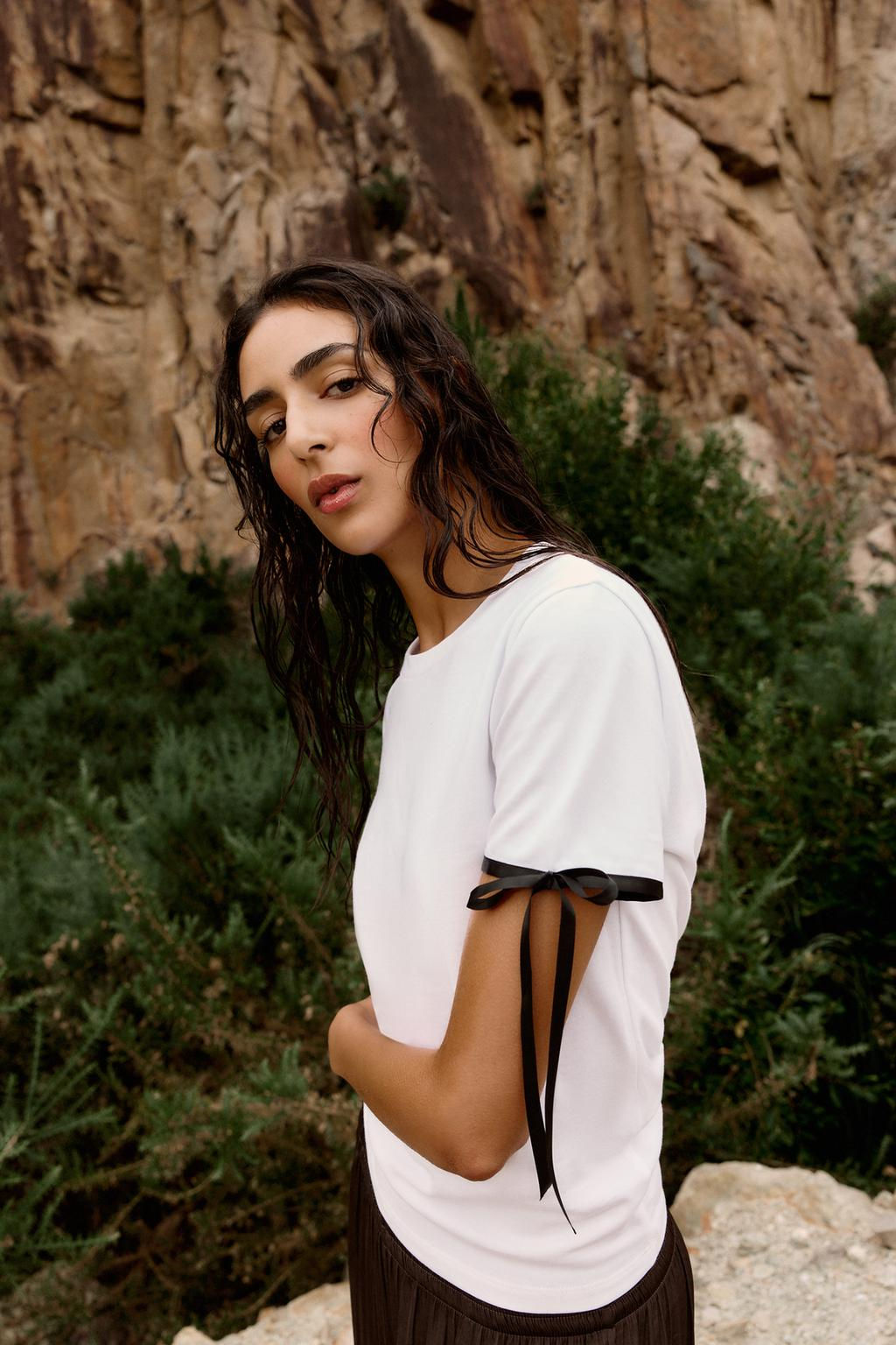 T-SHIRT WITH CONTRAST BOWS - Zara фото 3