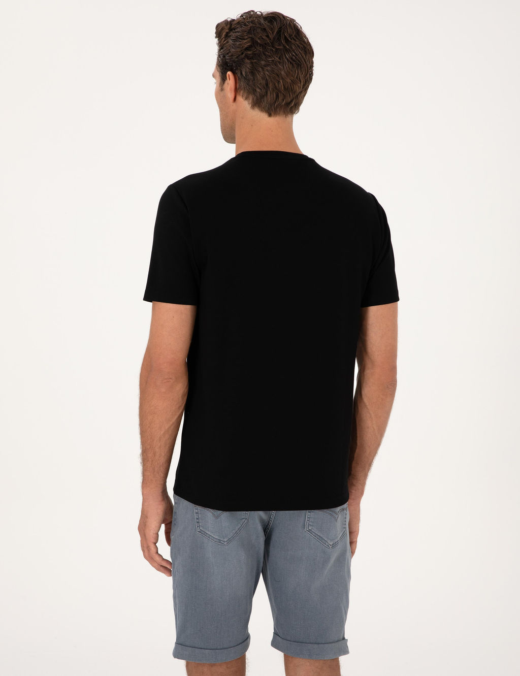 Siyah Regular Fit Bask_l_ Bisiklet Yaka T-shirt