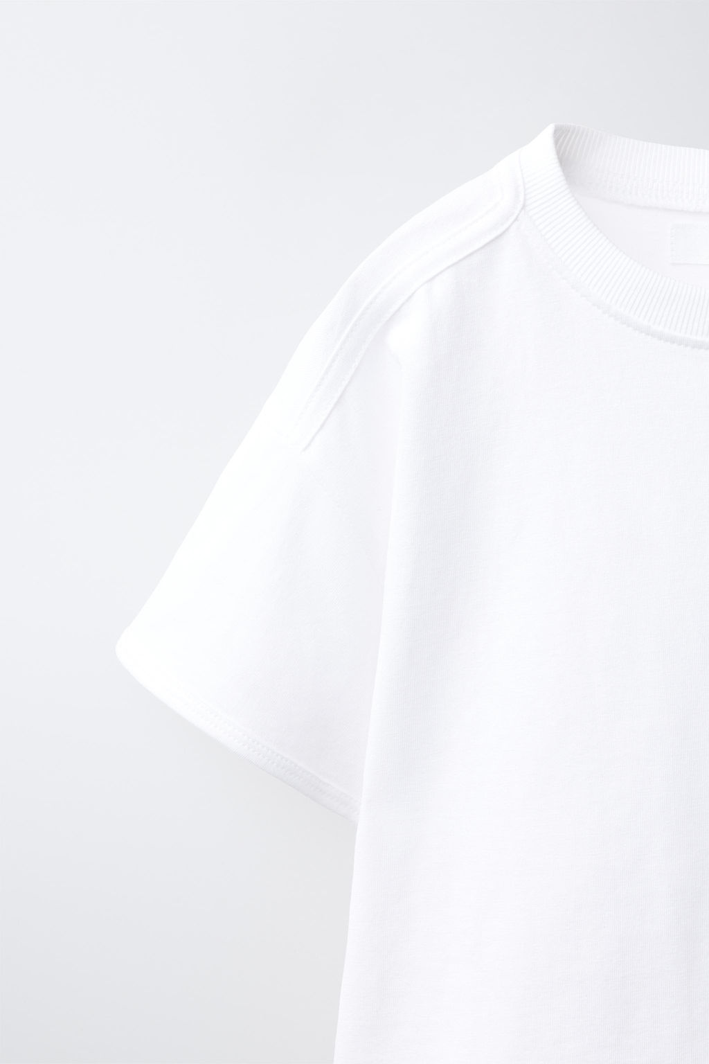 CAMISETA LISA