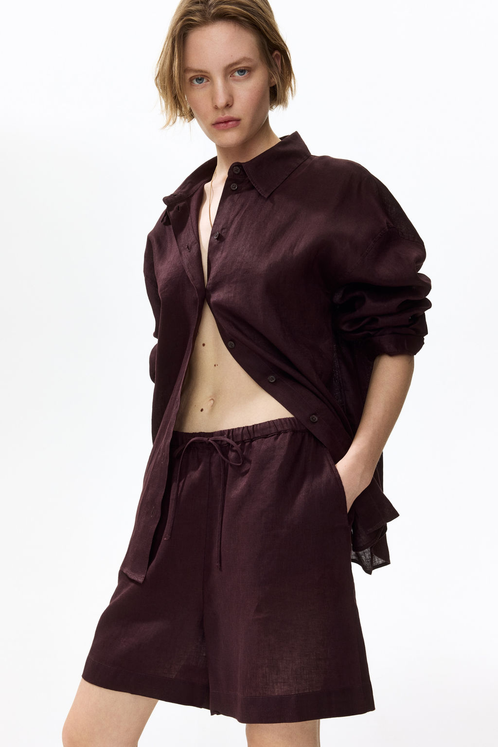 Pantal?n corto en mezcla de lino con cord?n - H&m фото 3