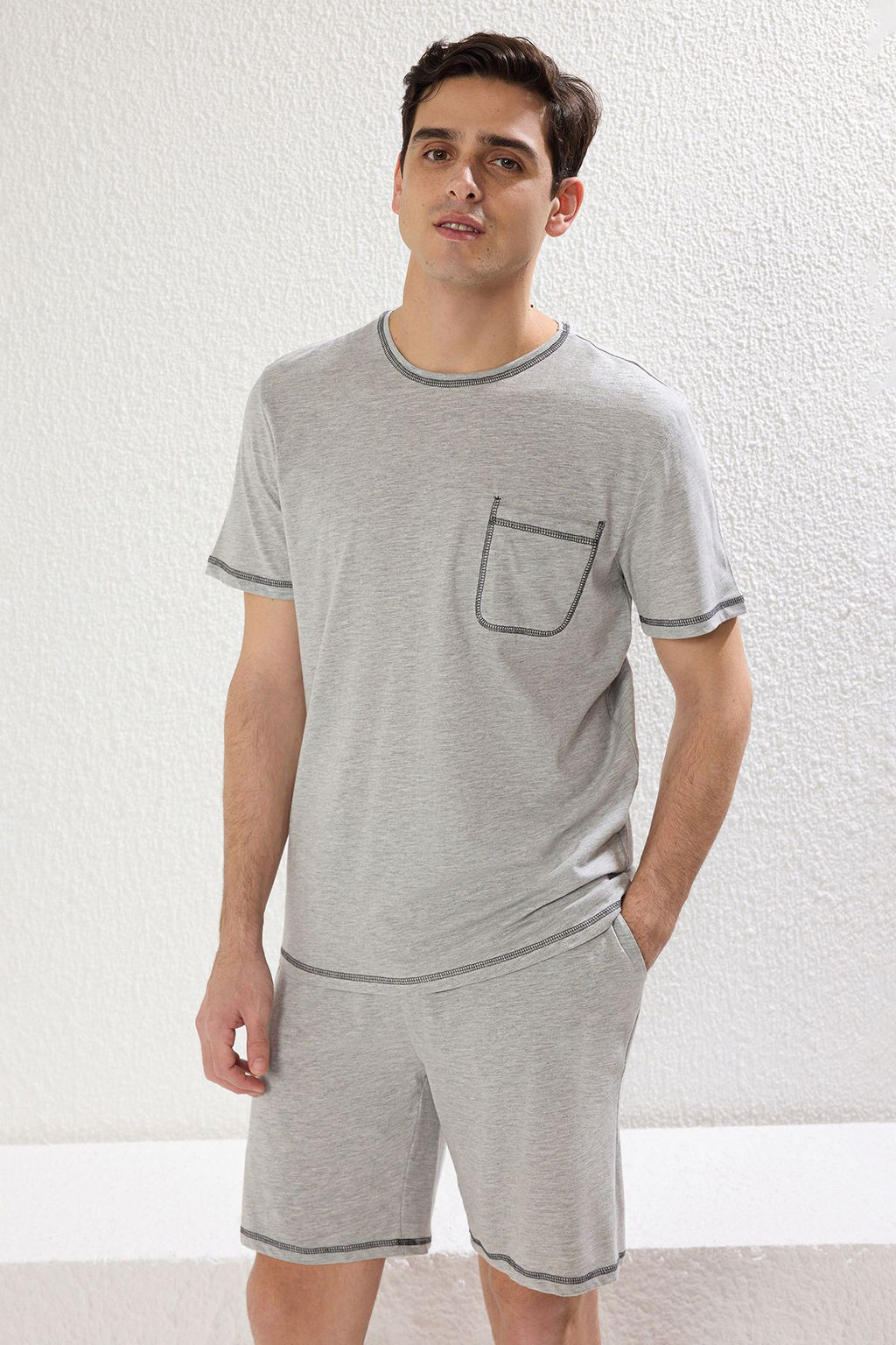 TRENDYOL MAN Gri Regular Fit Karyoka Dikisli Orme Sortlu Pijama Tak?m? TMNSS25PT00017 - Trendyolmilla фото 2