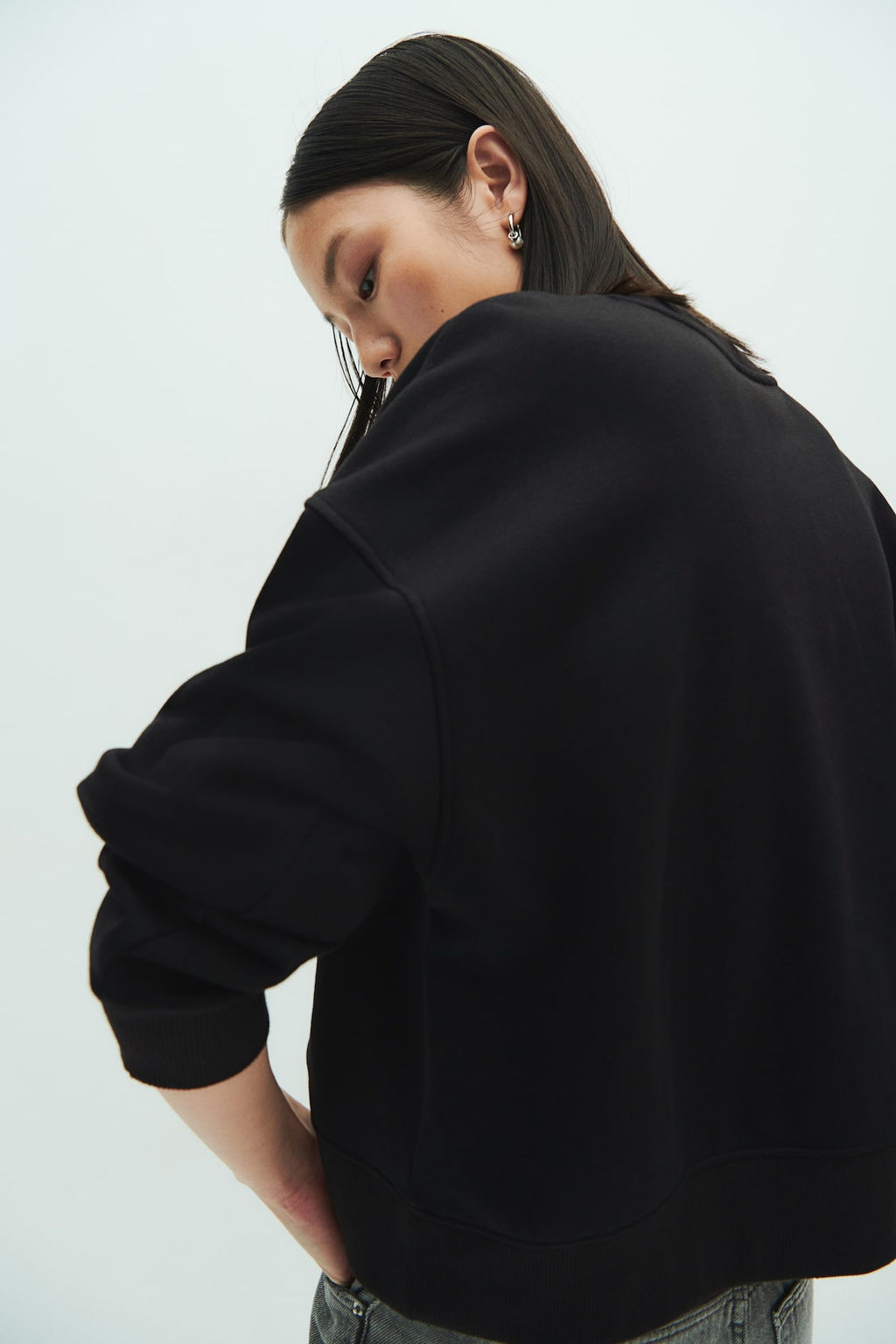 Sudadera oversize con detalles decorativos - H&m фото 3