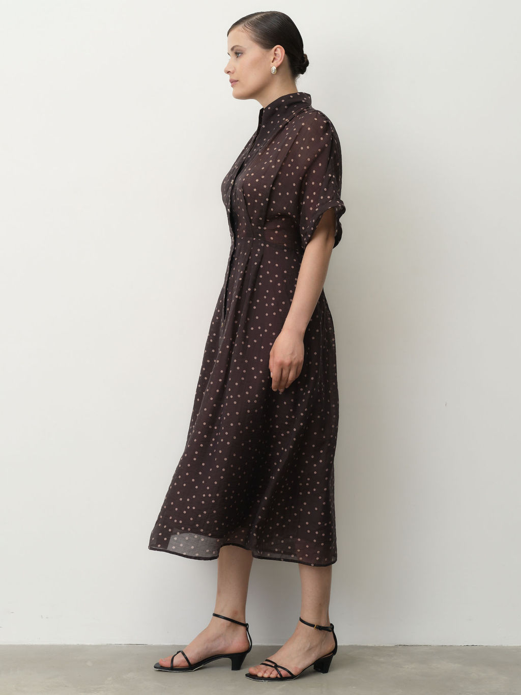 Платье из тенселя 90501 черное в горошек