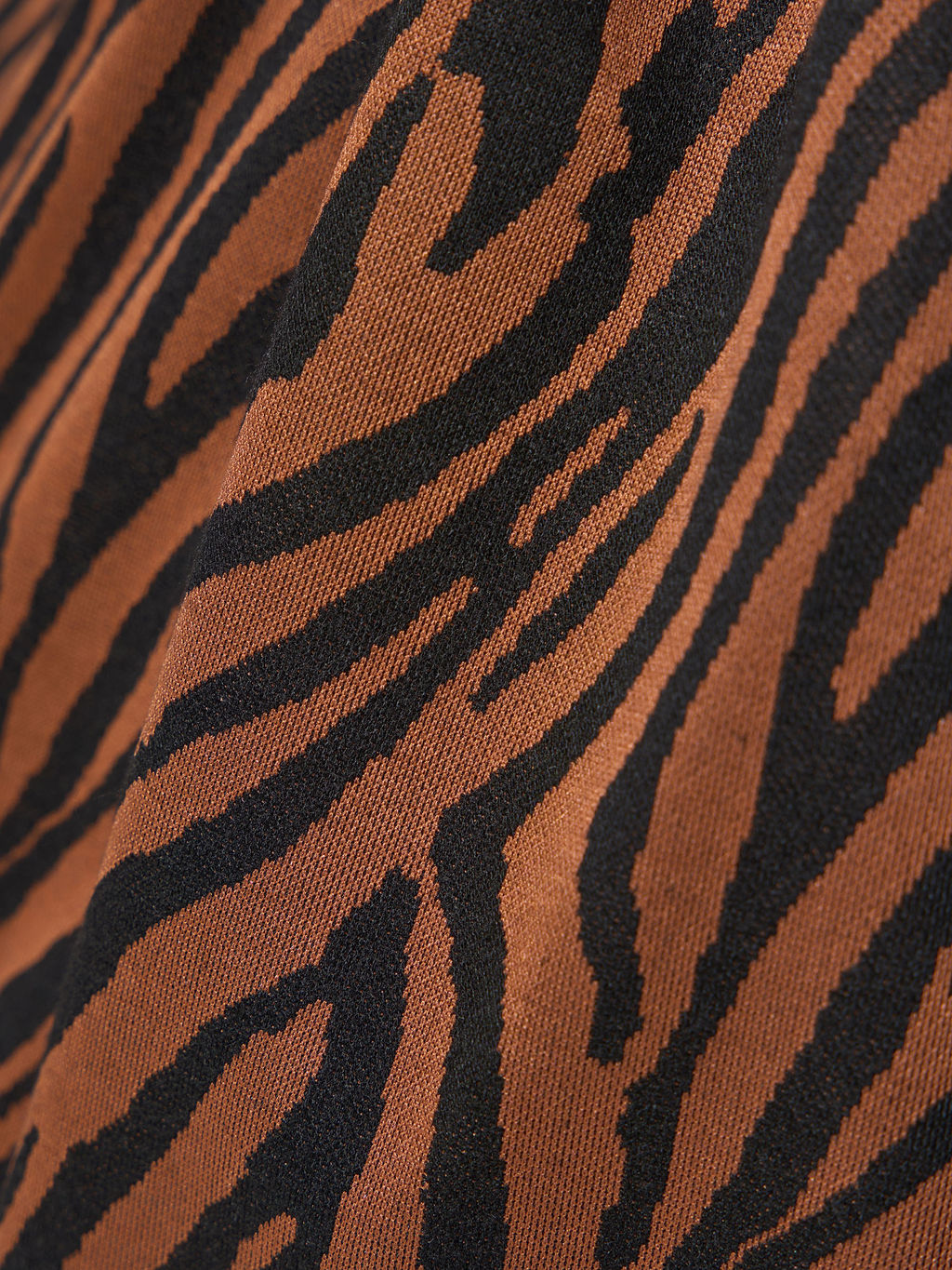 Костюм 0001-3а коричневый