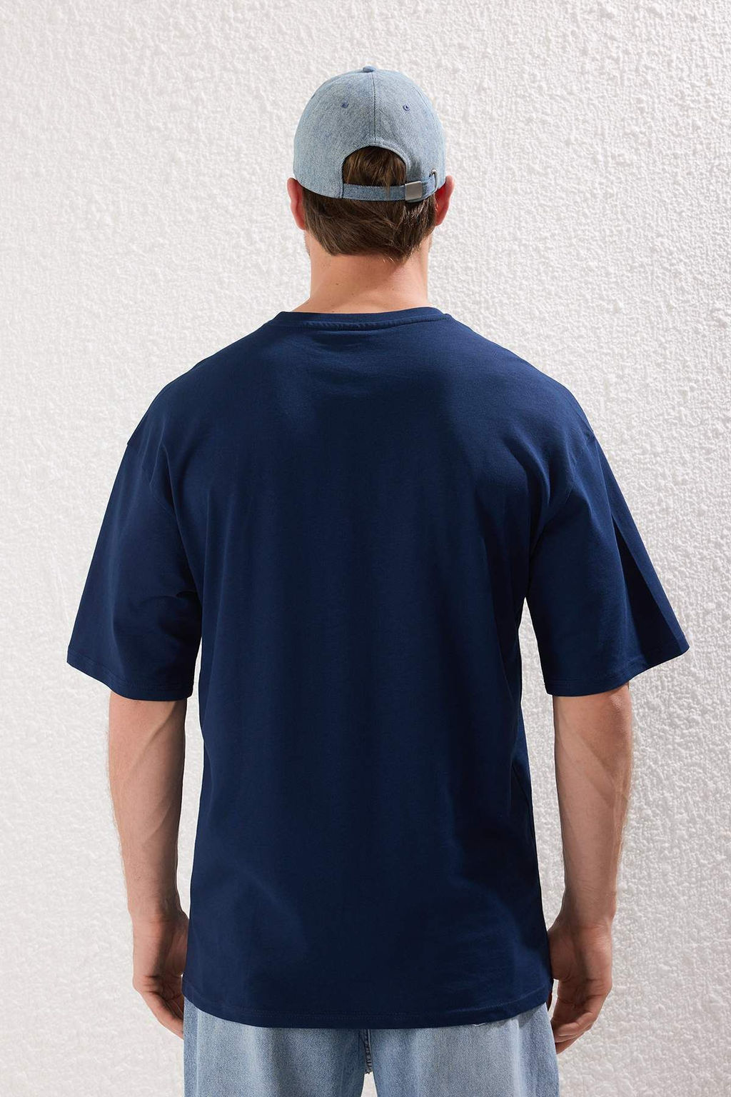 TRENDYOL MAN Siyah Unisex Regular/Normal Kesim Ay?c?k Bask?l? %100 Pamuklu T-Shirt TMNSS25TS00161 - Trendyolmilla фото 22