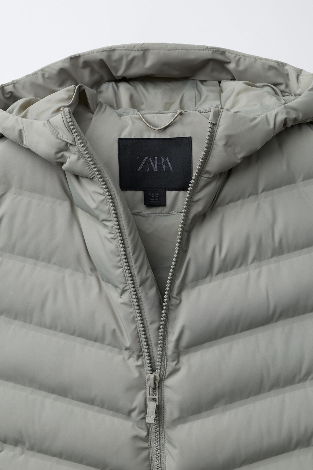 CHALECO ULTRALIGERO CAPUCHA WATER REPELLENT / Beige - Zara фото 5