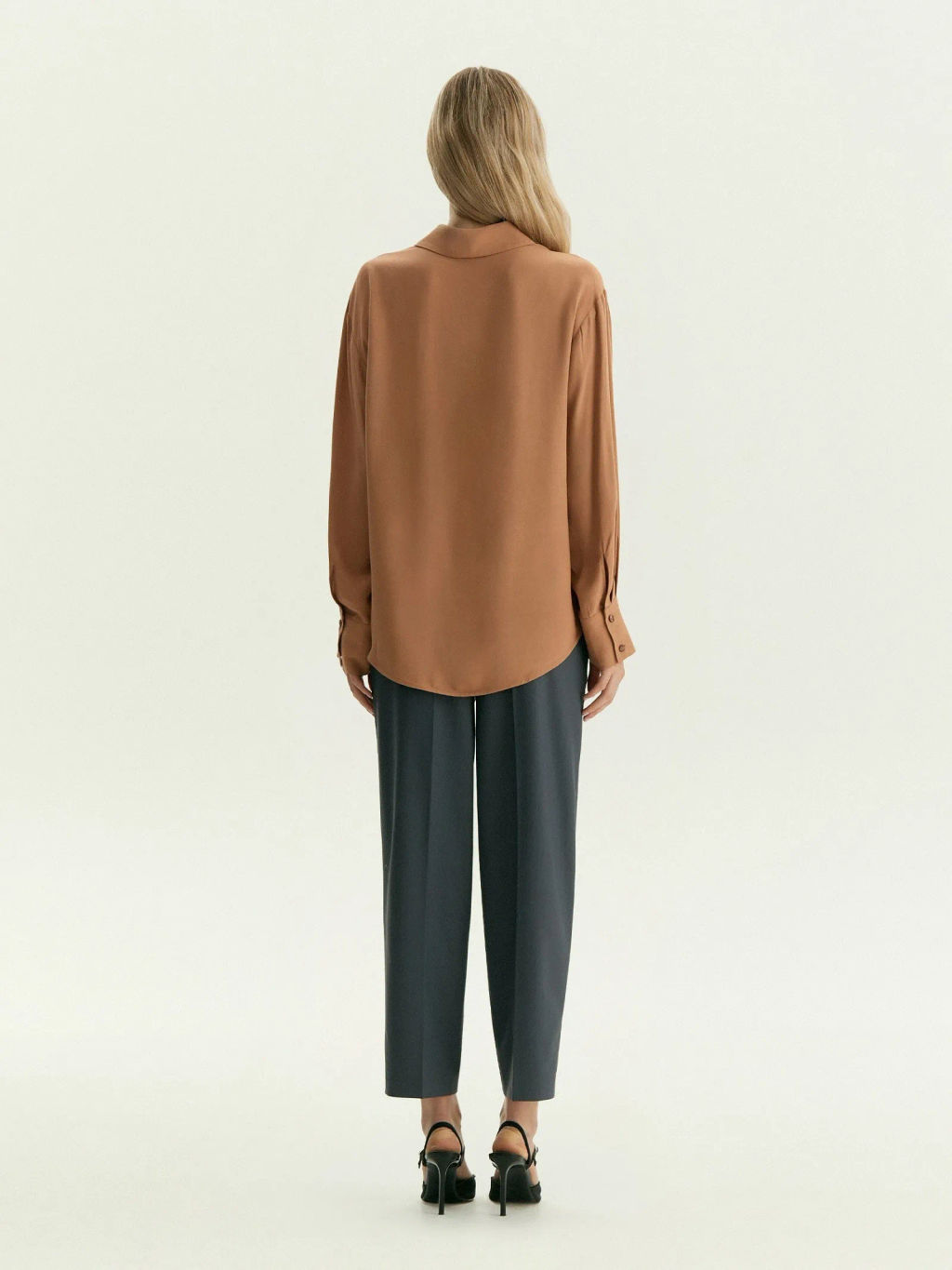 Рубашка из 100% вискозы EMKA