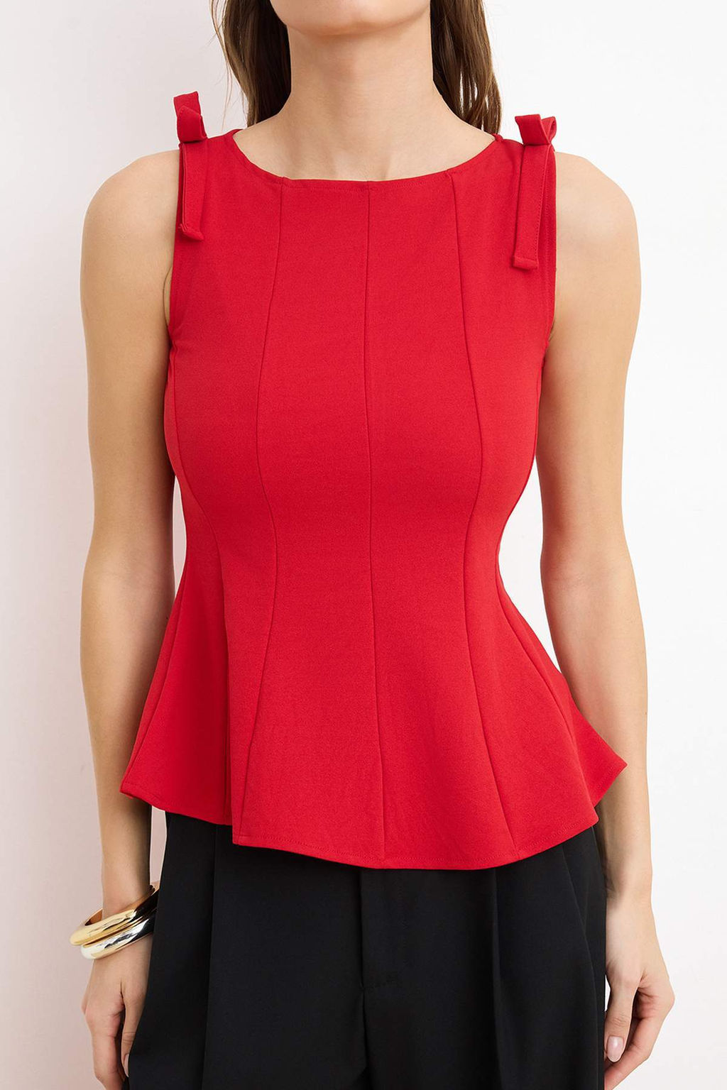 K?rm?z? S?f?r Kol Peplum Belden Oturmal? Omuz Fiyonk Detayl? Orme Bluz TWOSS25BZ00482