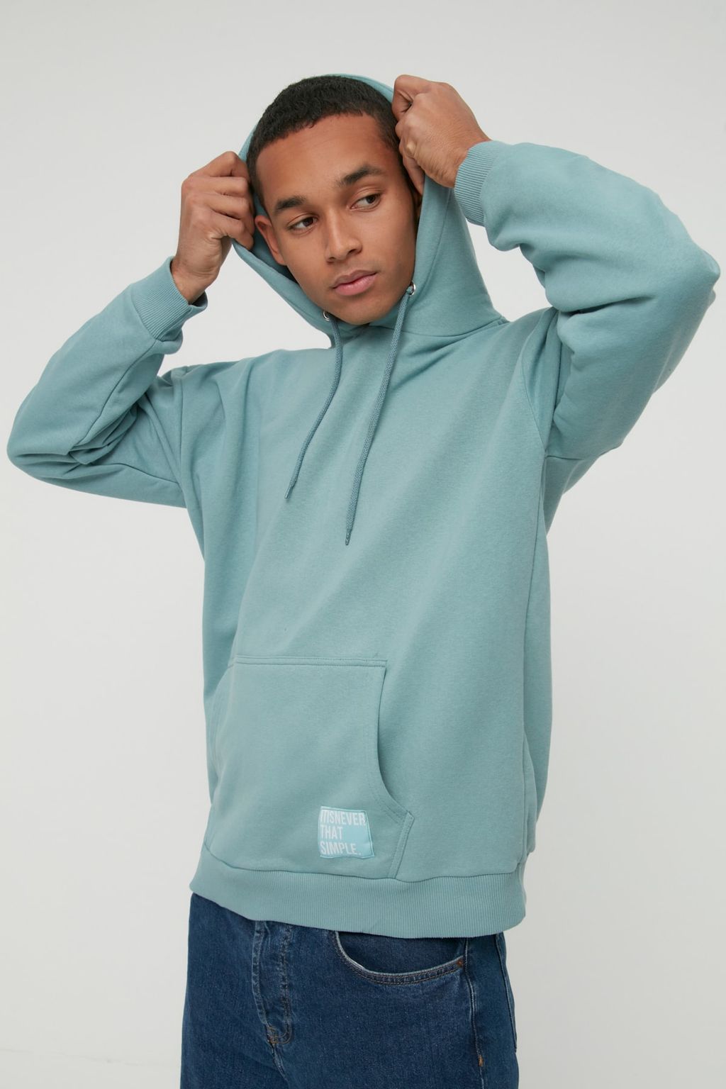 TRENDYOL MAN Beyaz Oversize/Genis Kesim Kapusonlu Etiketli Ici Polar/S?cak Tutan Sweatshirt TMNAW21SW2005 - Trendyolmilla фото 22