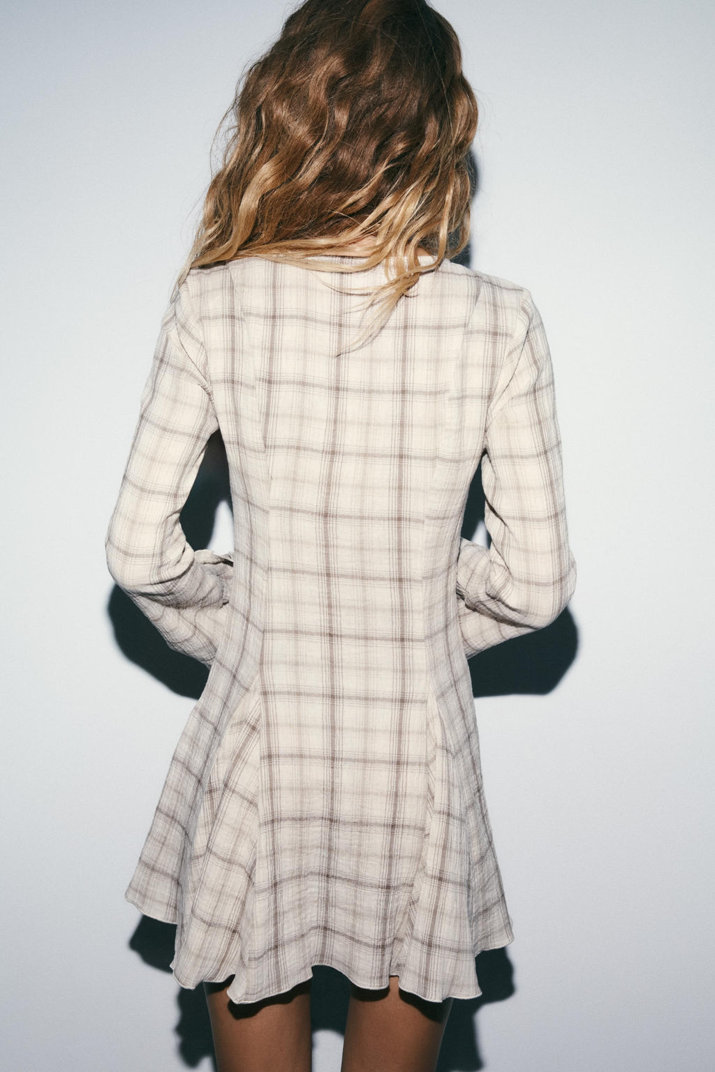 CHECKED SHORT DRESS - Zara фото 4