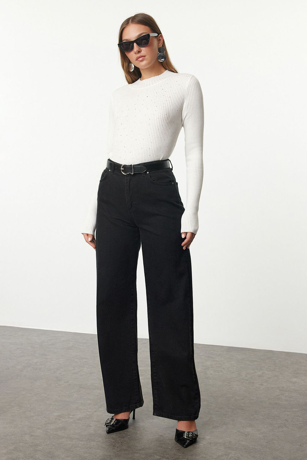 Ekru Bal?kc? Yaka Tas Detayl? Triko Kazak TWOAW25KZ00202 - Trendyolmilla фото 2