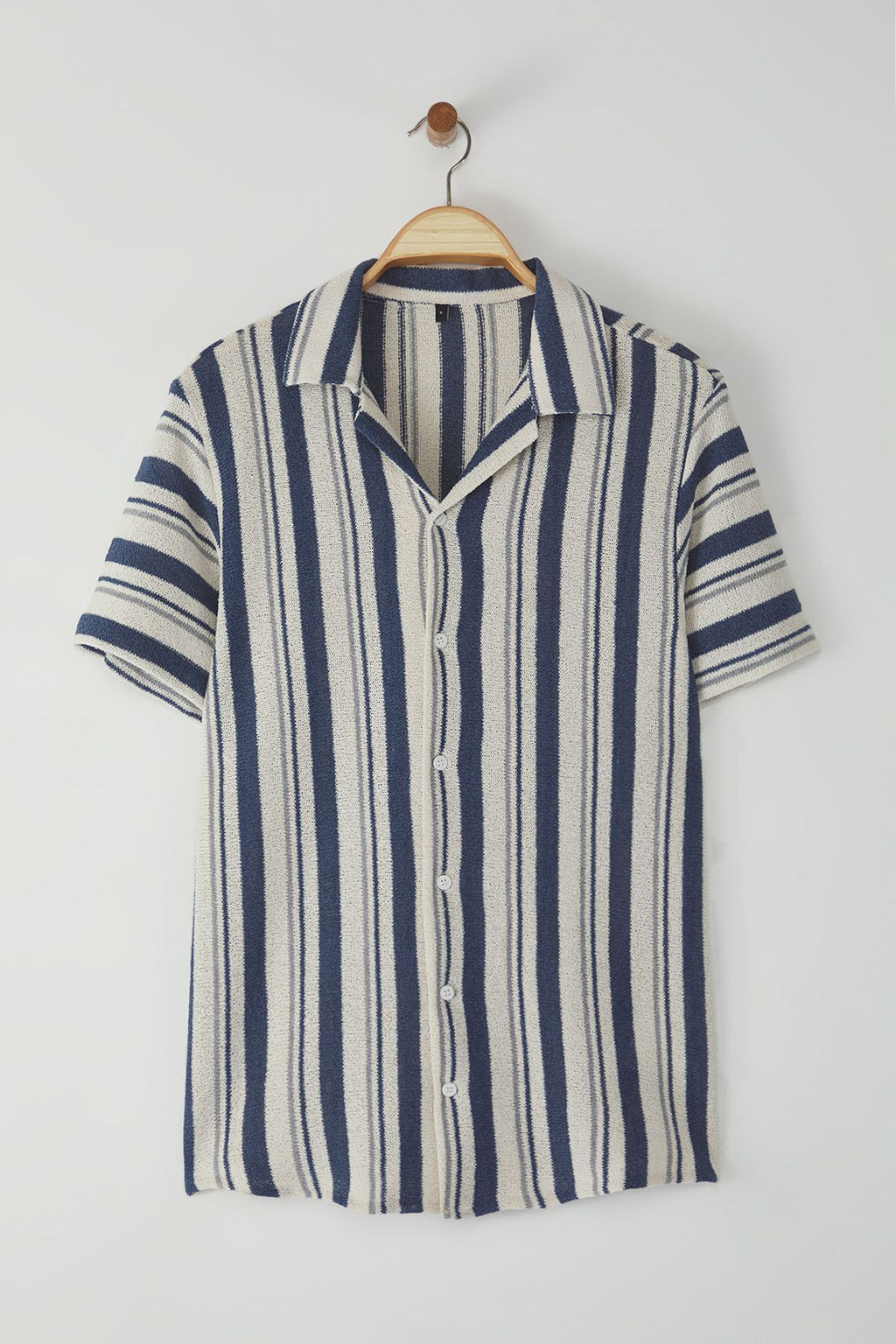 TRENDYOL MAN Lacivert Regular Fit Cizgili Yumusak Tuseli Havlu Gomlek TMNSS25GO00016 - Trendyolmilla фото 5