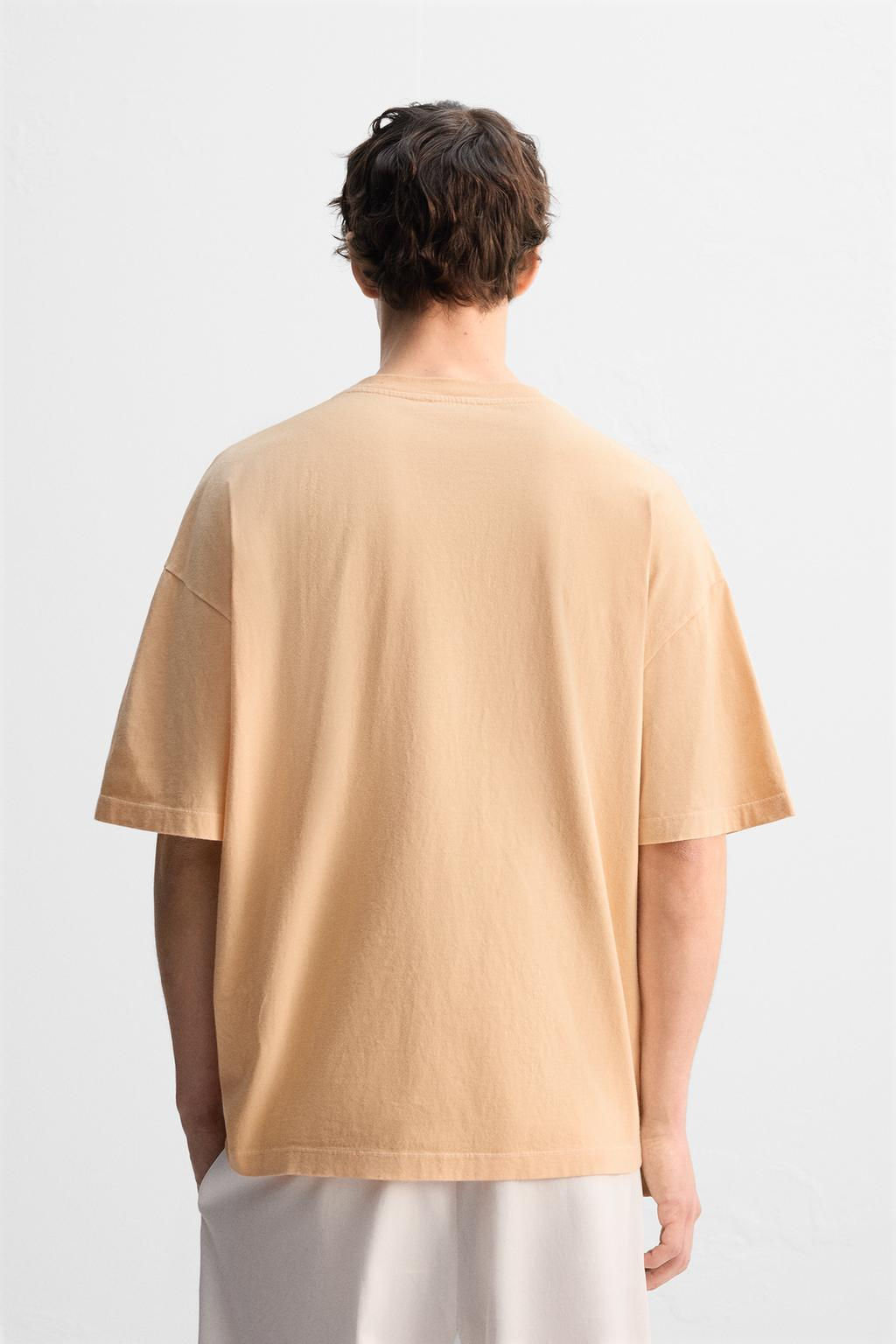 T-SHIRT WITH CONTRAST GRAPHIC - Zara фото 3