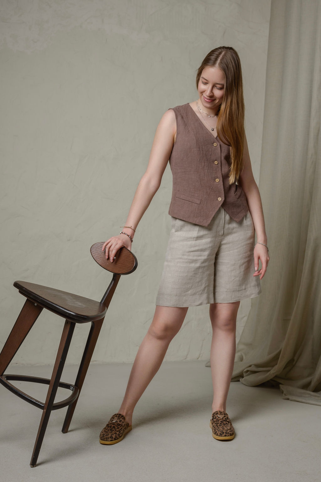 100% ЛЁН стильный жилет полуприлегающий