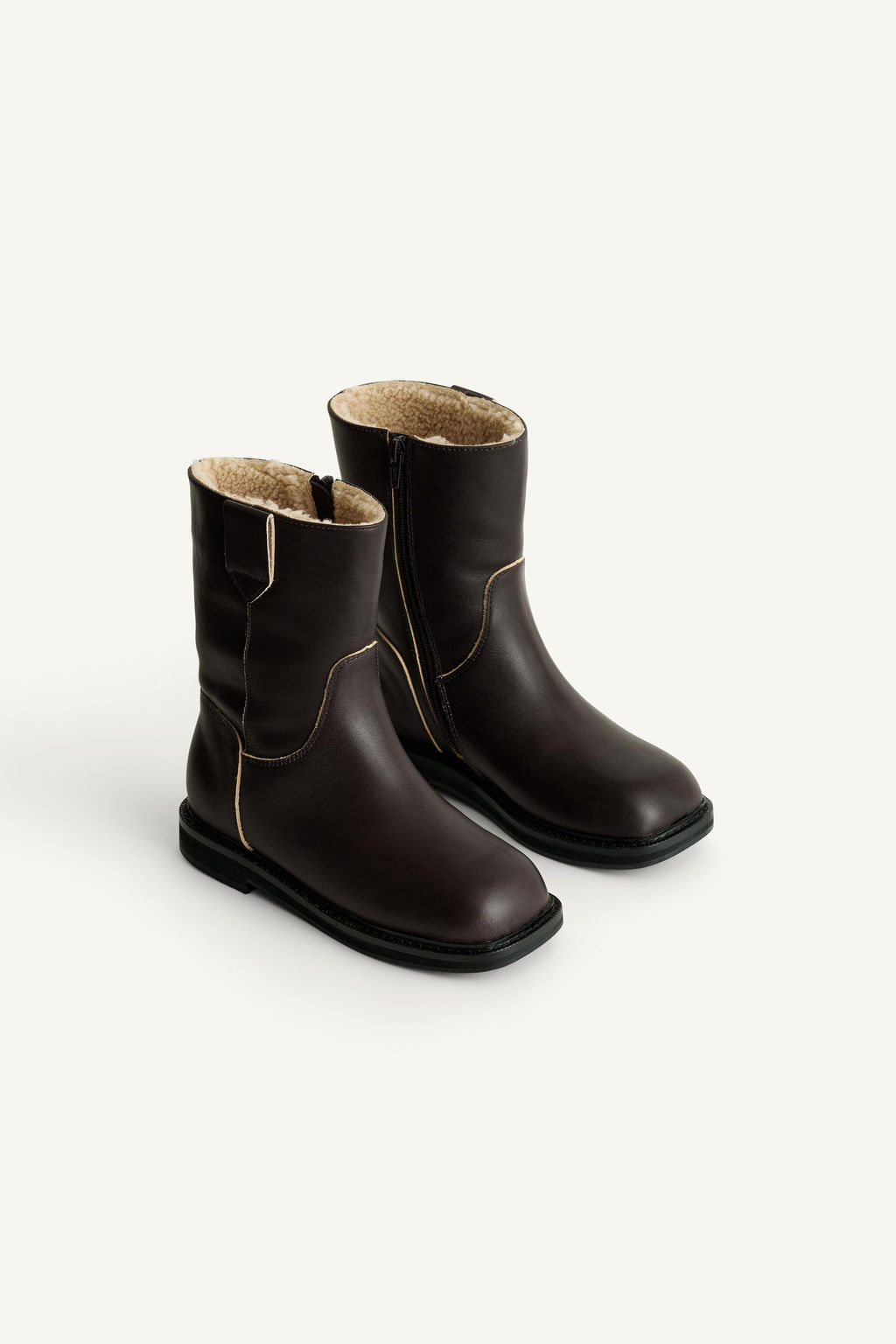 LTHR BTS 15 - Zara фото 4