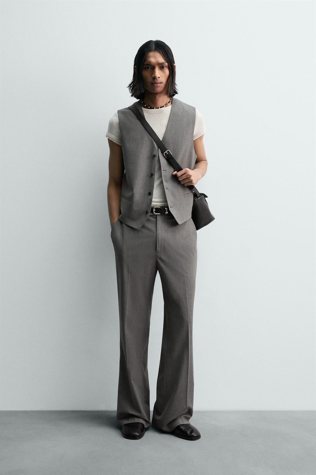 LIMITED EDITION STRIPED STRUCTURE SUIT WAISTCOAT - Zara фото 10