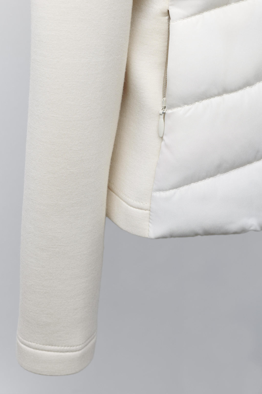 NEOPRENE-EFFECT SLEEVE PUFFER JACKET - Zara фото 16