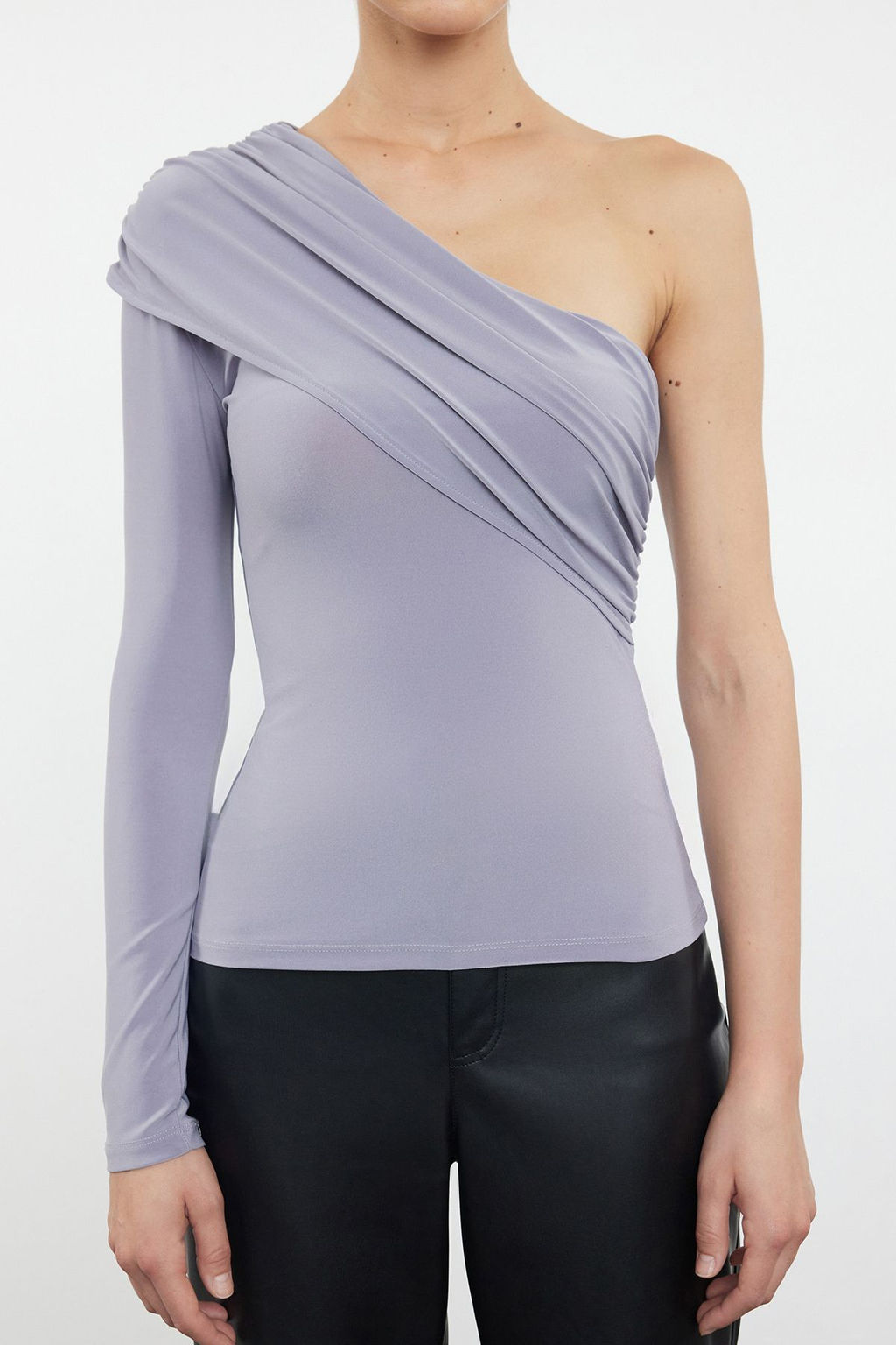 Gri Tek Kol Drape Detayl? Asimetrik Vucuda Oturan Regular/Normal Boy Esnek Orme Bluz TWOAW25BZ00029 - Trendyolmilla фото 3