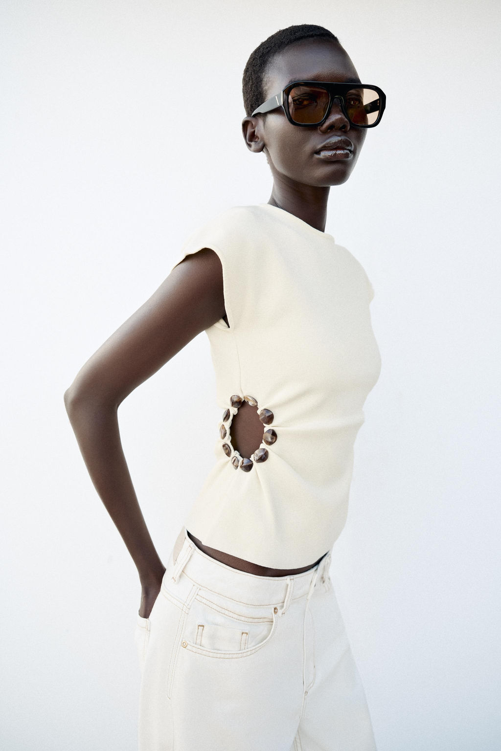 TOP PUNTO CUT OUT BOLAS / Crudo - Zara фото 2