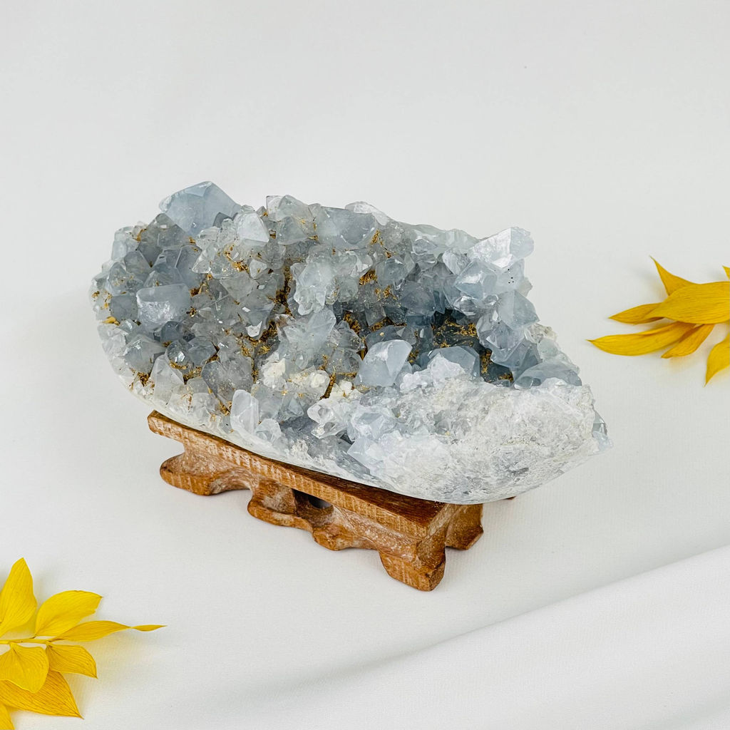 Друза Целестина на подставке - Радуга самоцветов фото 3